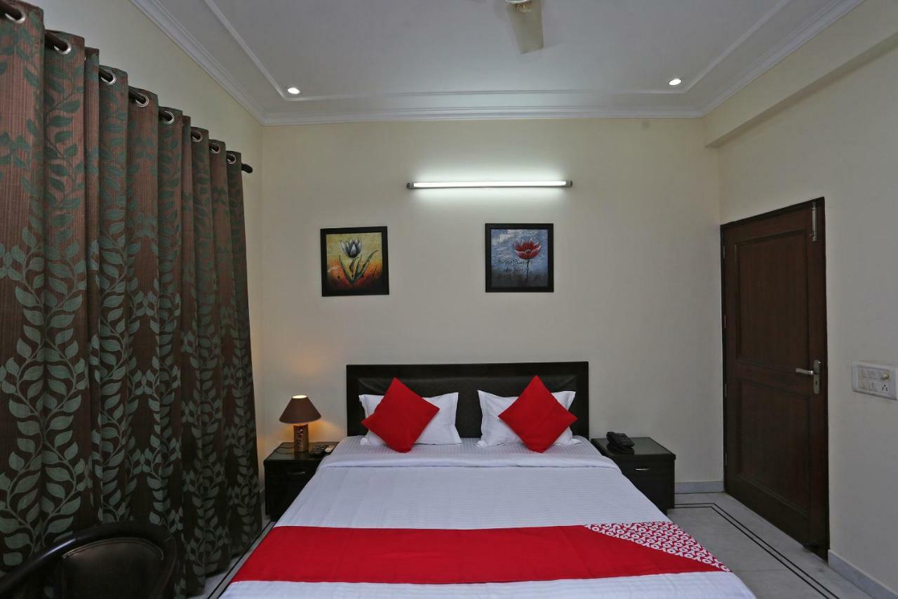 Hotel Capital O 36121 The Dream Residency Gurgaon