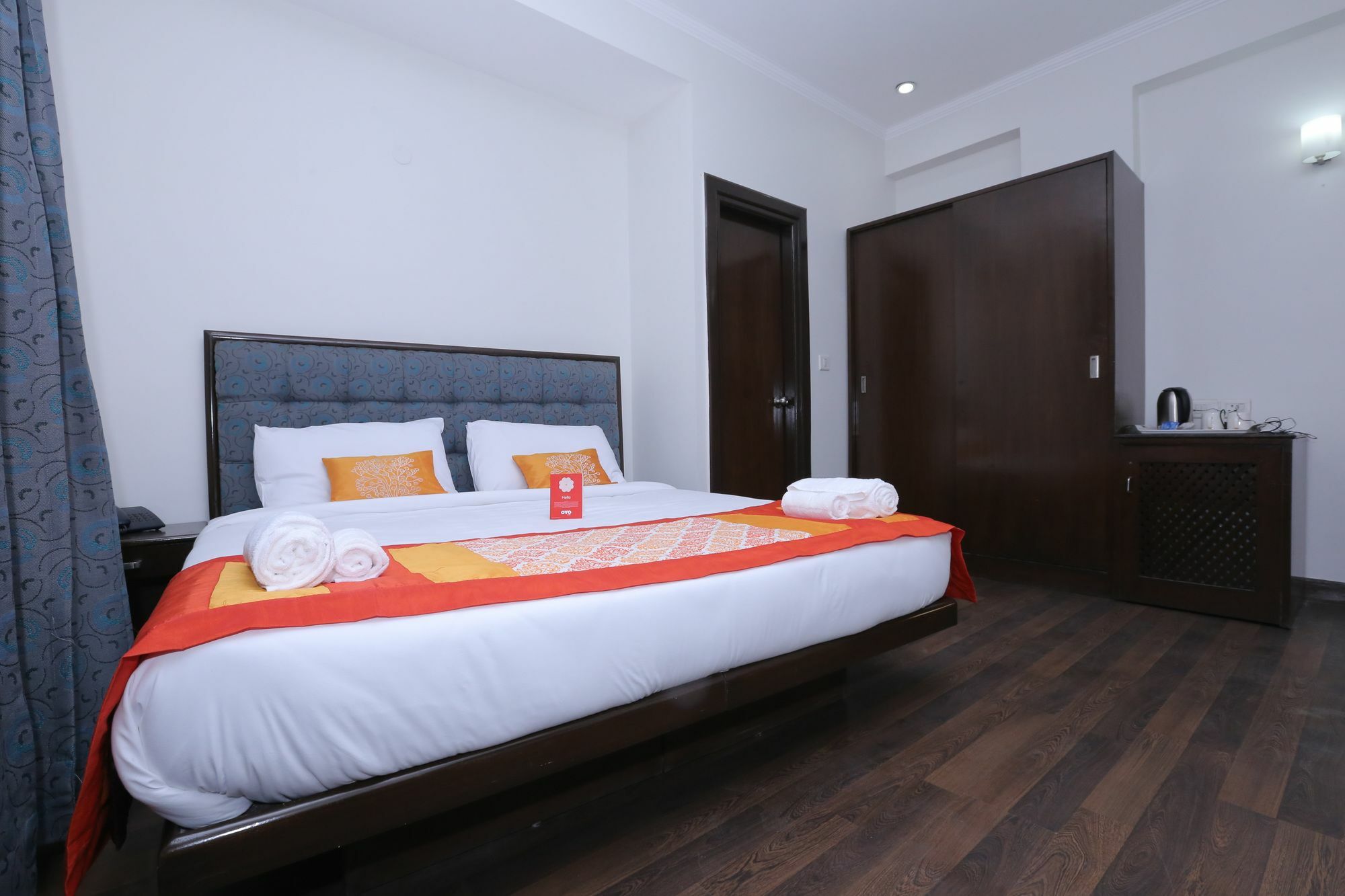 Oyo 4131 Glen Thirty Hotel
