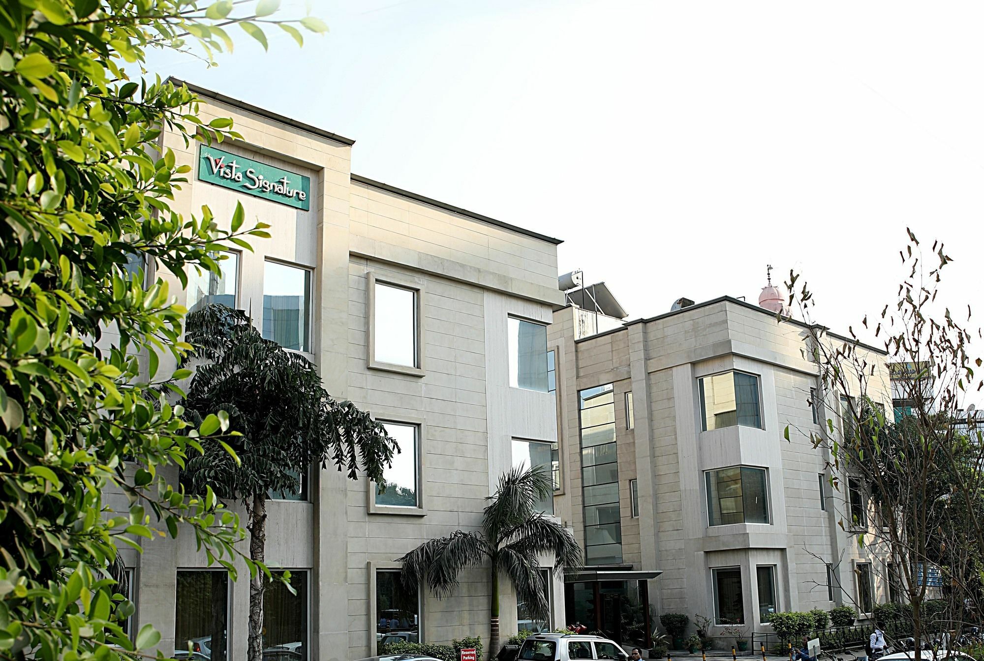 Hotel Inde Signature Tower Gurgaon