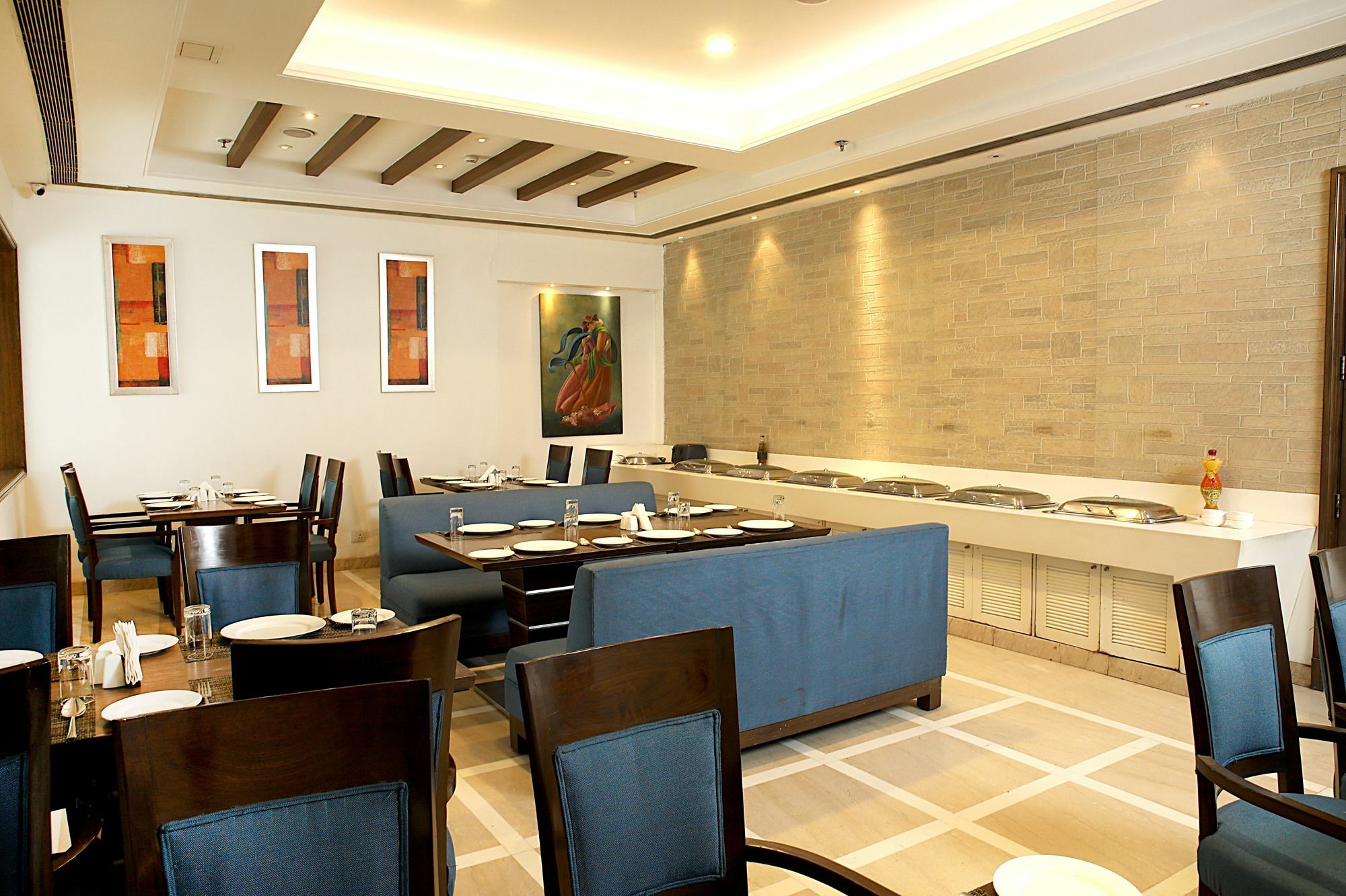 Inde Signature Tower Hotel