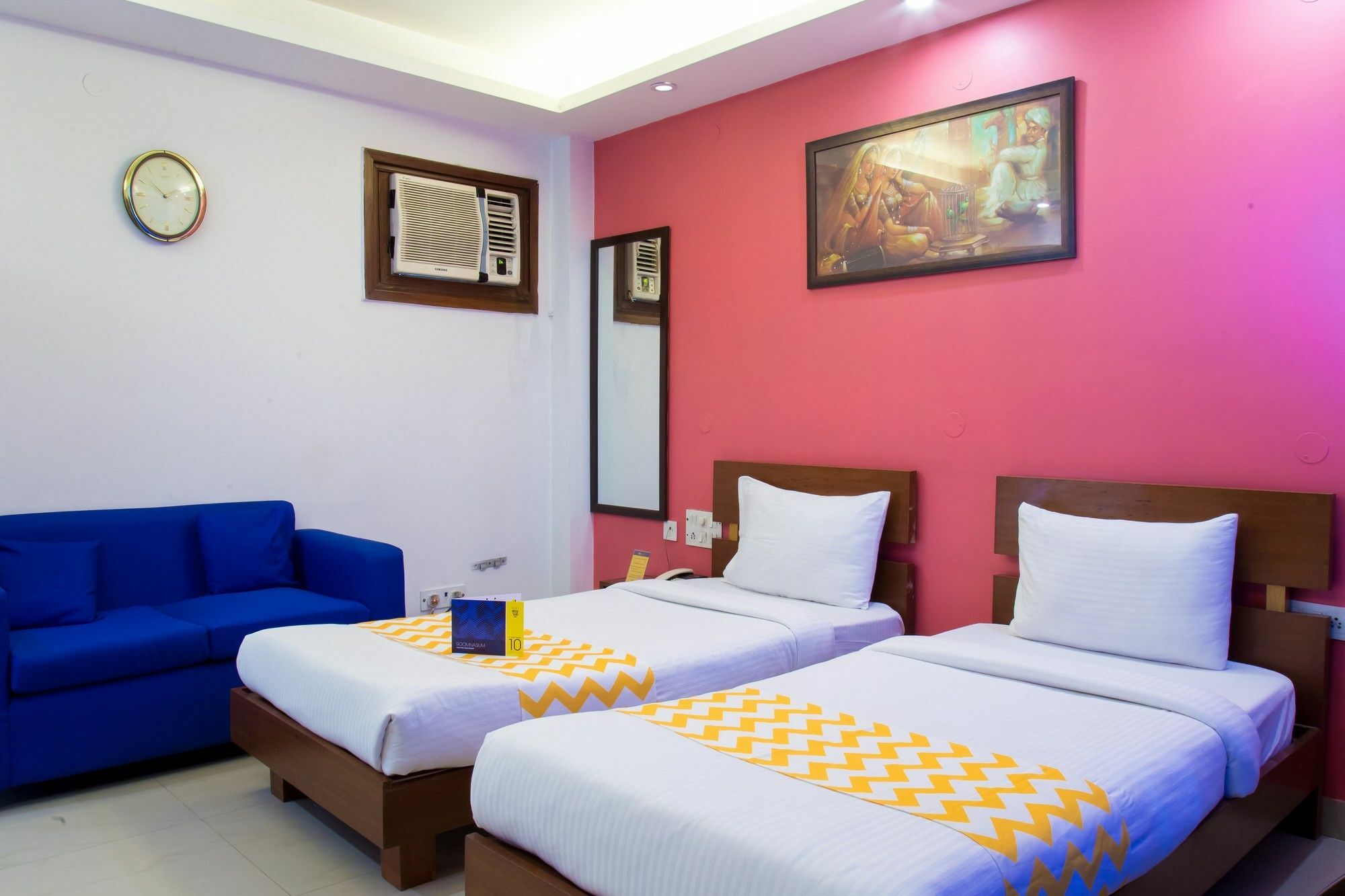 Fabhotel The Residency Dlf Galleria Gurgaon