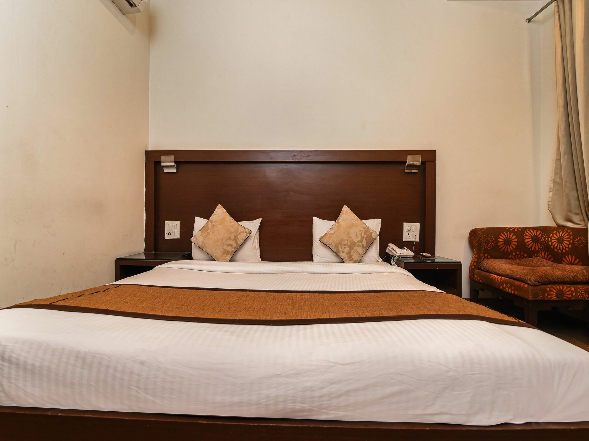 Hotel Oyo 644 Haris Court 3*