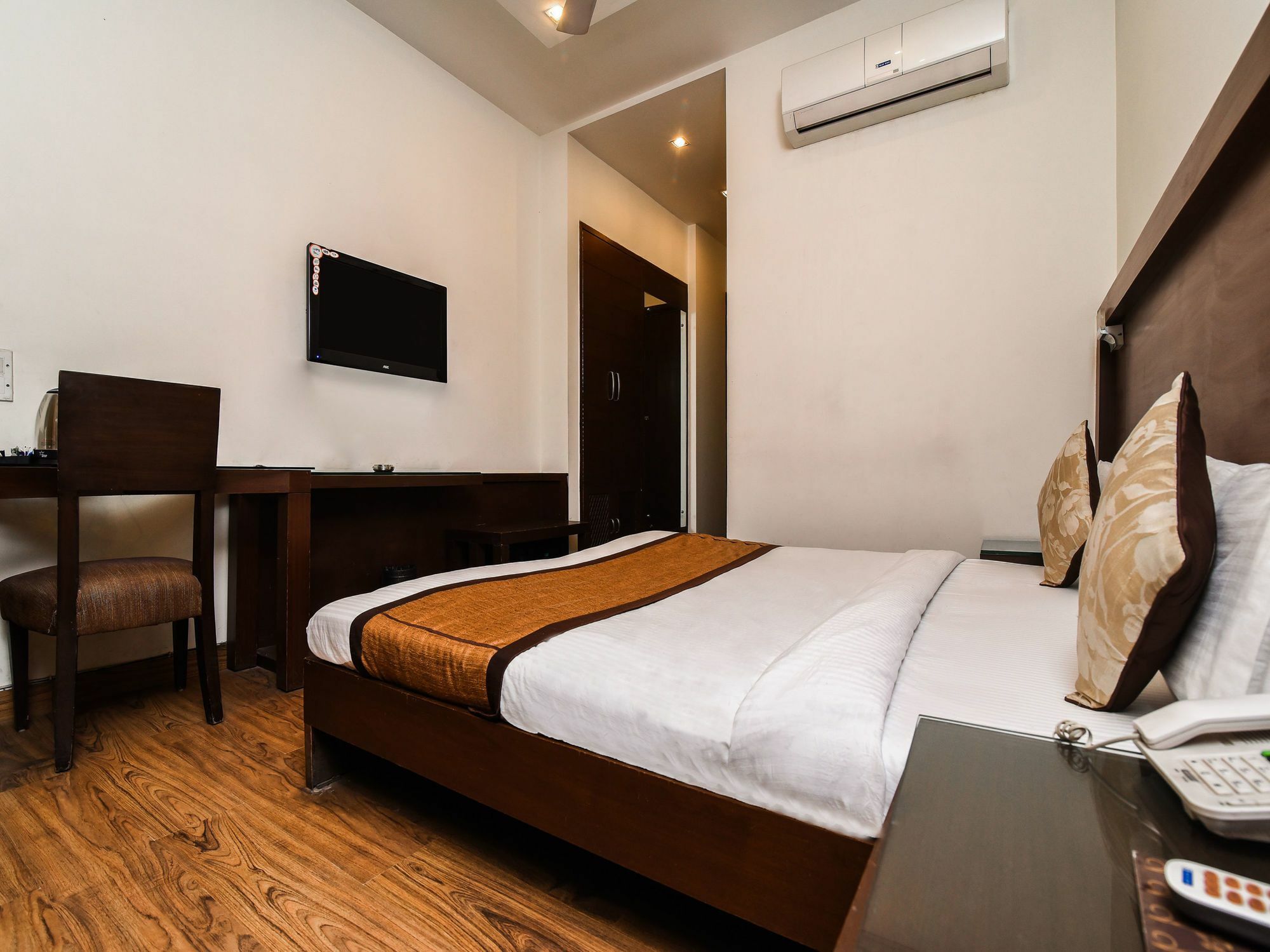 Oyo 644 Haris Court Gurgaon