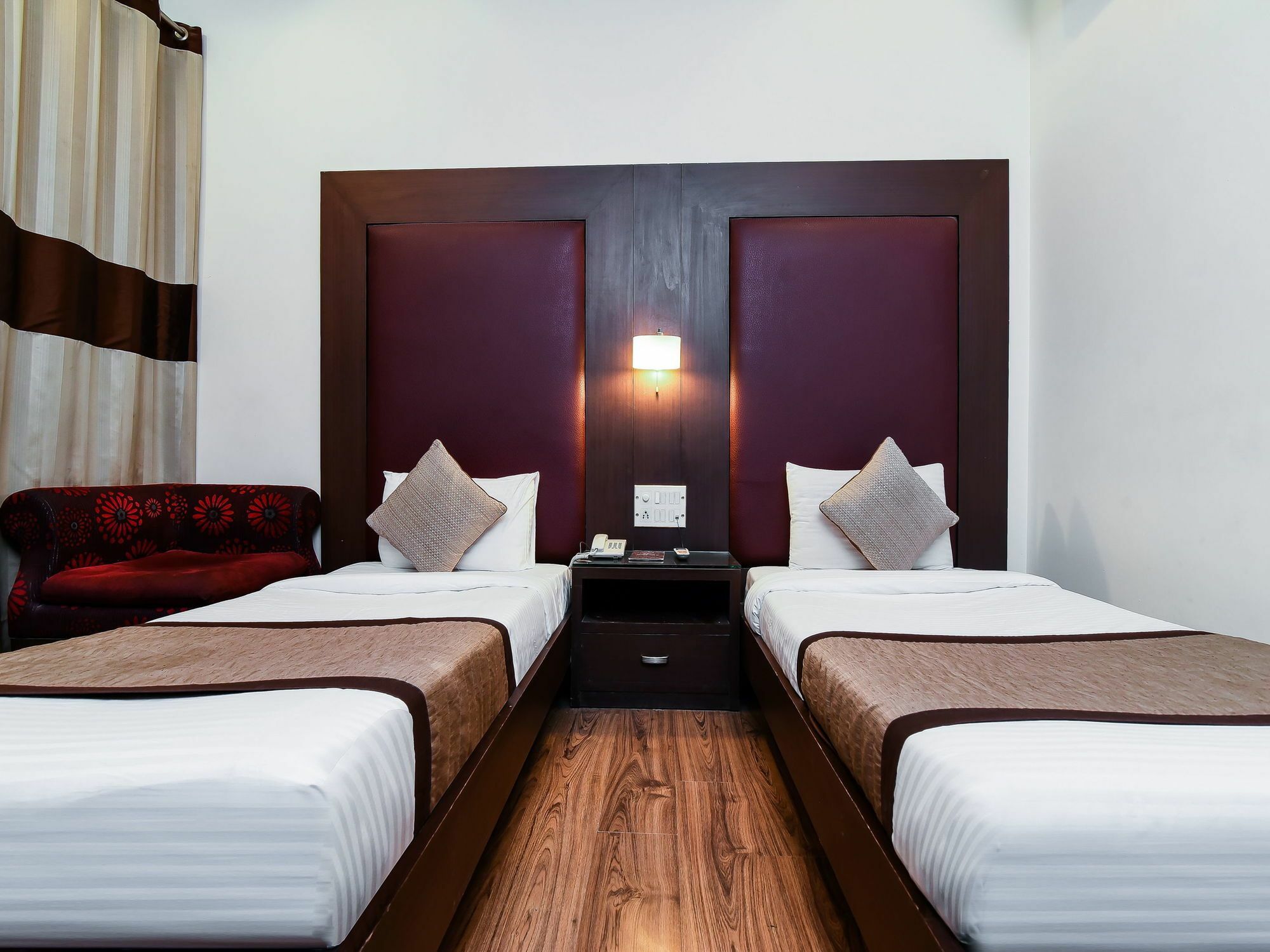 Hotel Oyo 644 Haris Court 3*