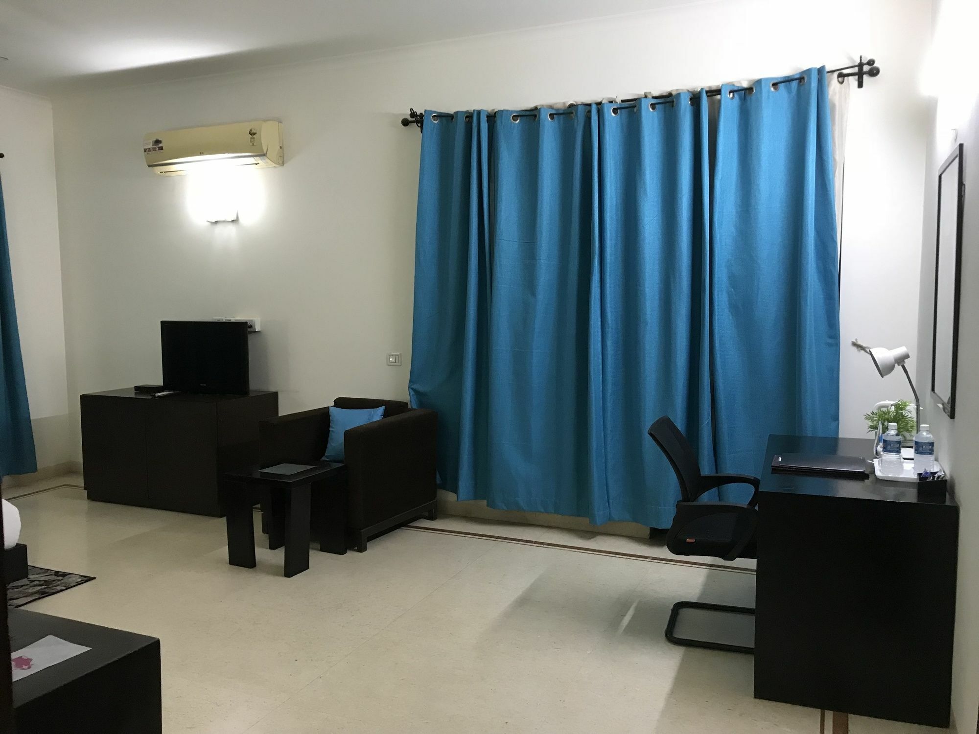 Hotel The Essence Gurgaon