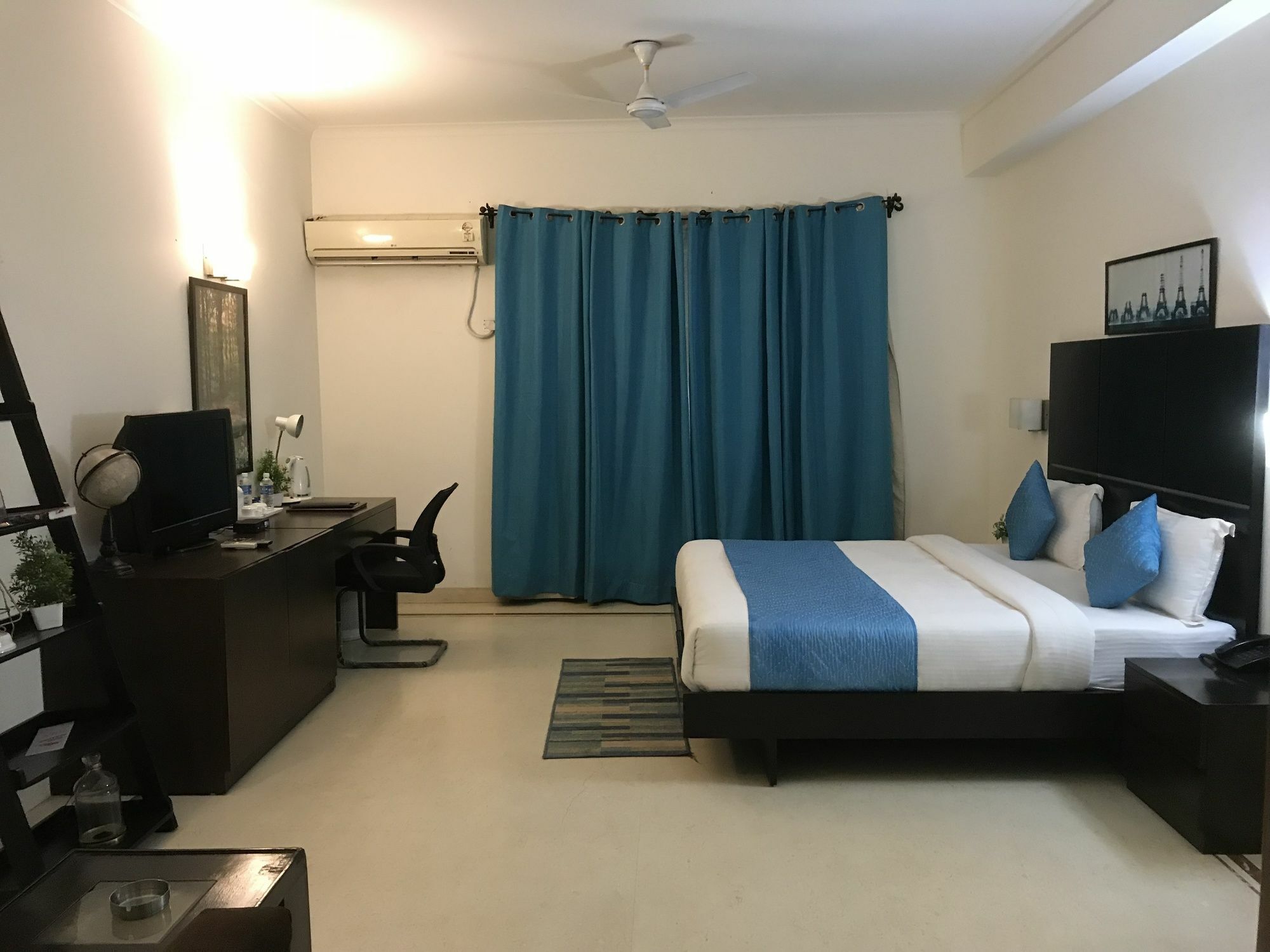 The Essence Hotel 3*