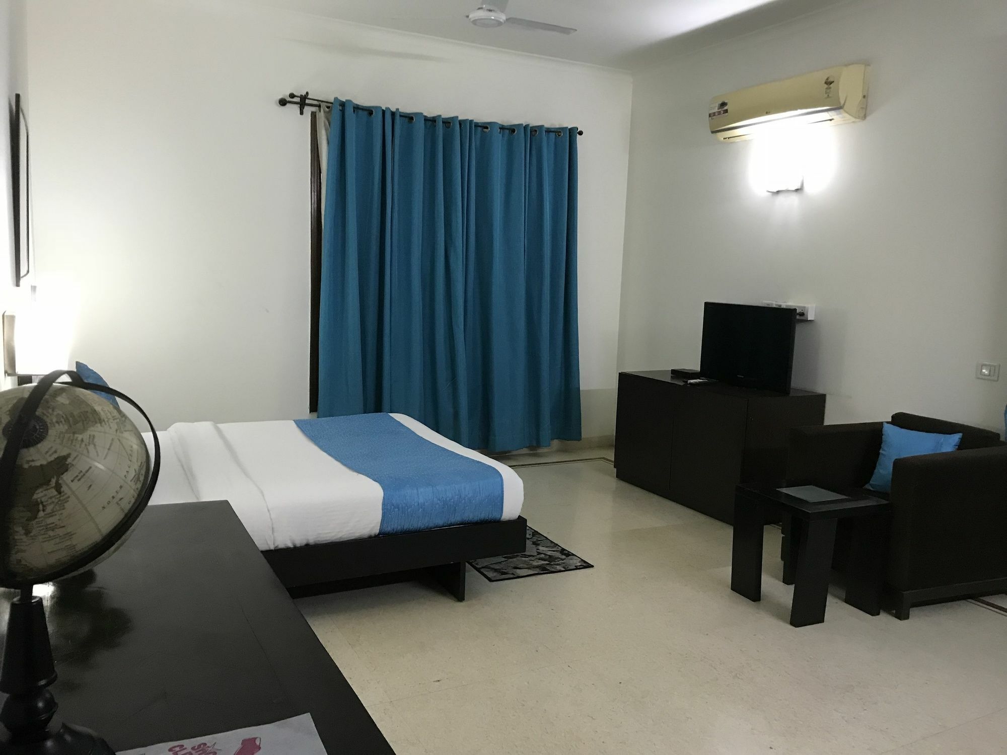 The Essence 3* Gurgaon