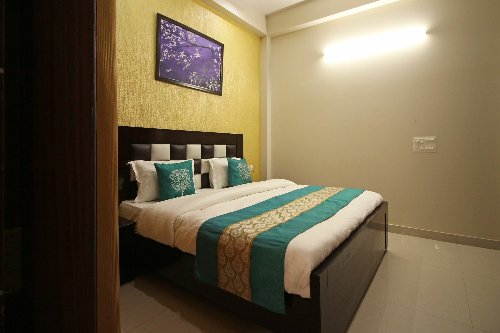 Oyo 7530 Sector 57 Gurgaon