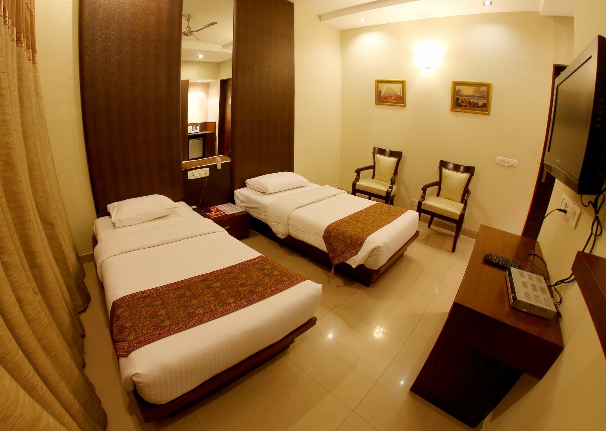 Enkay Residency M-block Cyber Guest house