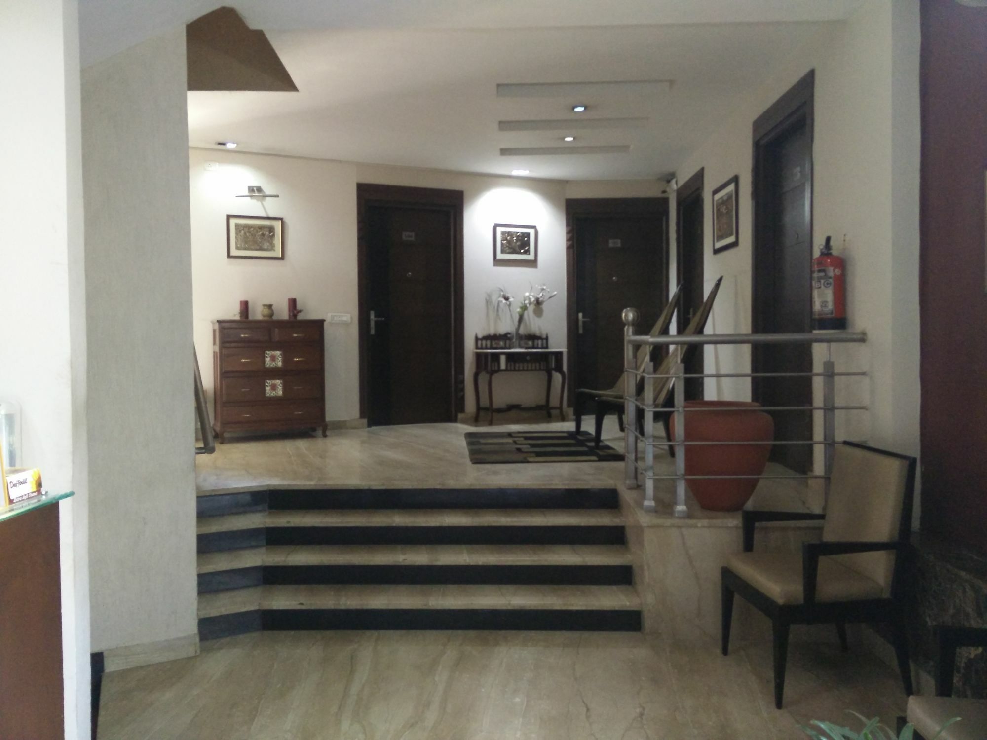 Guest house Enkay Residency M-block Cyber Gurgaon