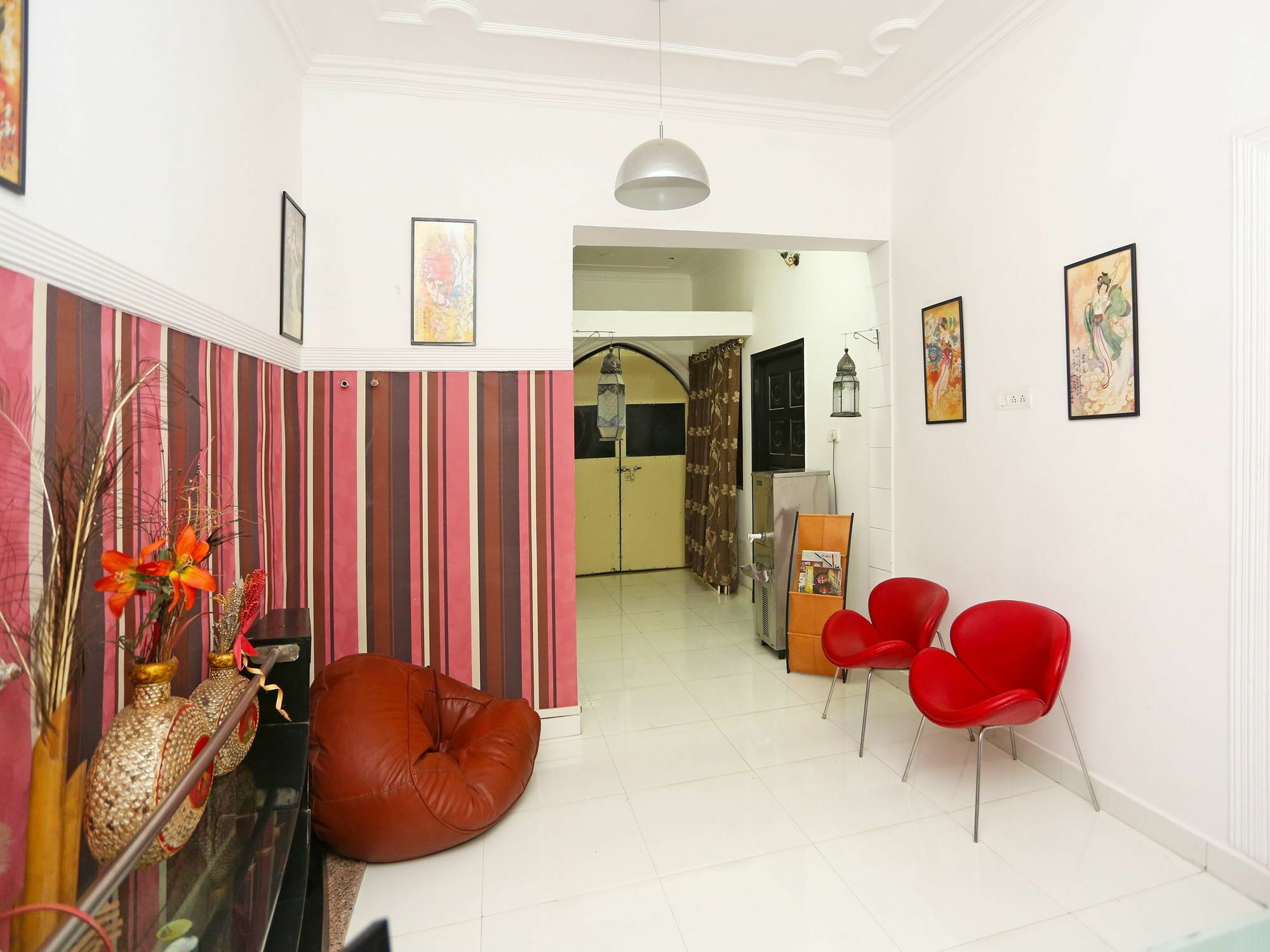 Hotel Oyo 9603 Sector 17