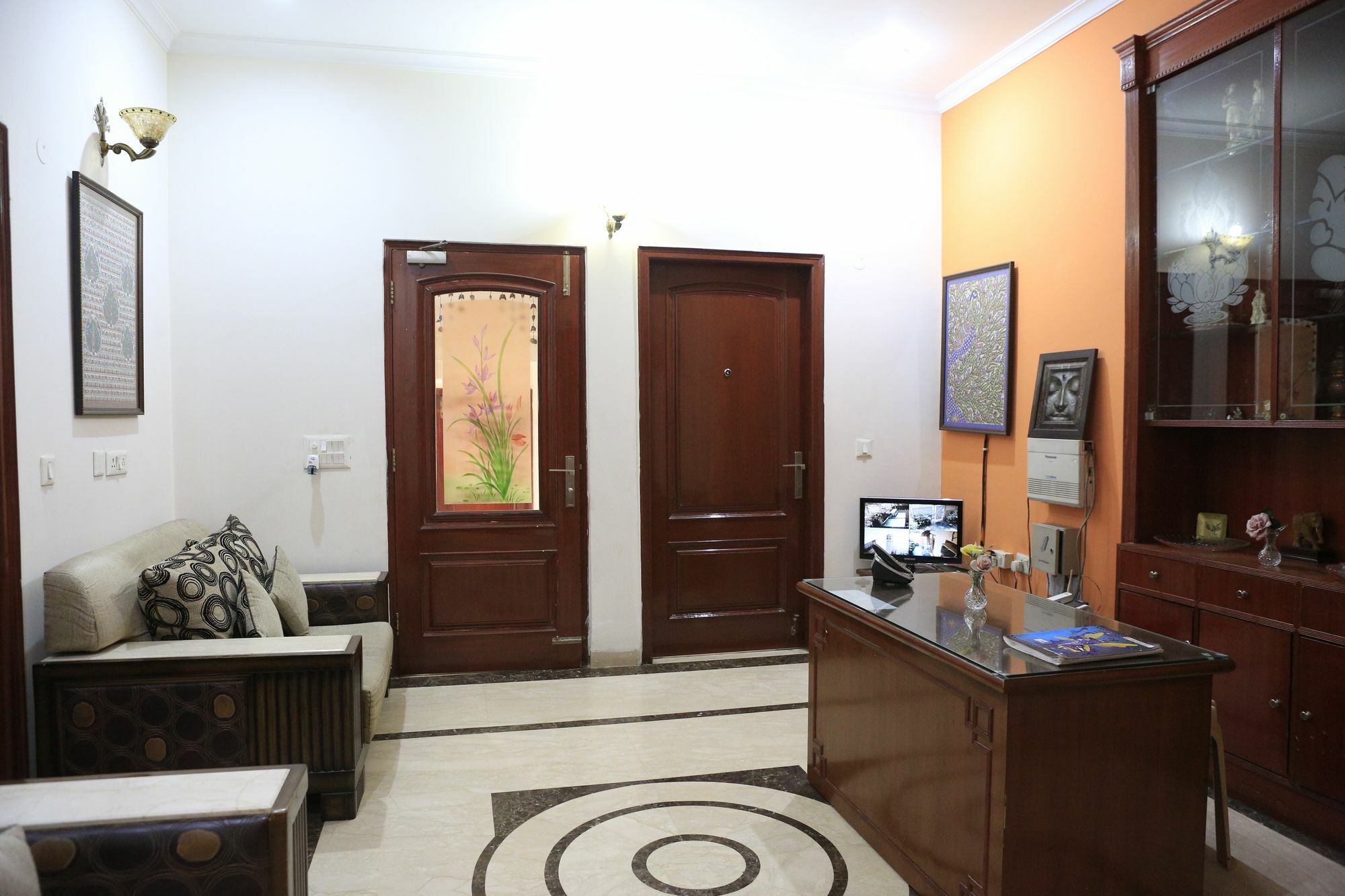 Bed & Breakfast Srishti Gurgaon