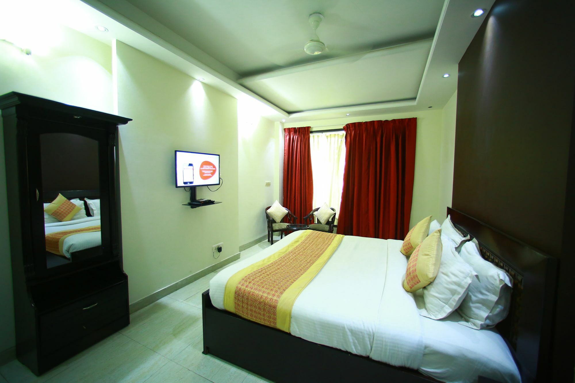 Sparklin Hotel 2*