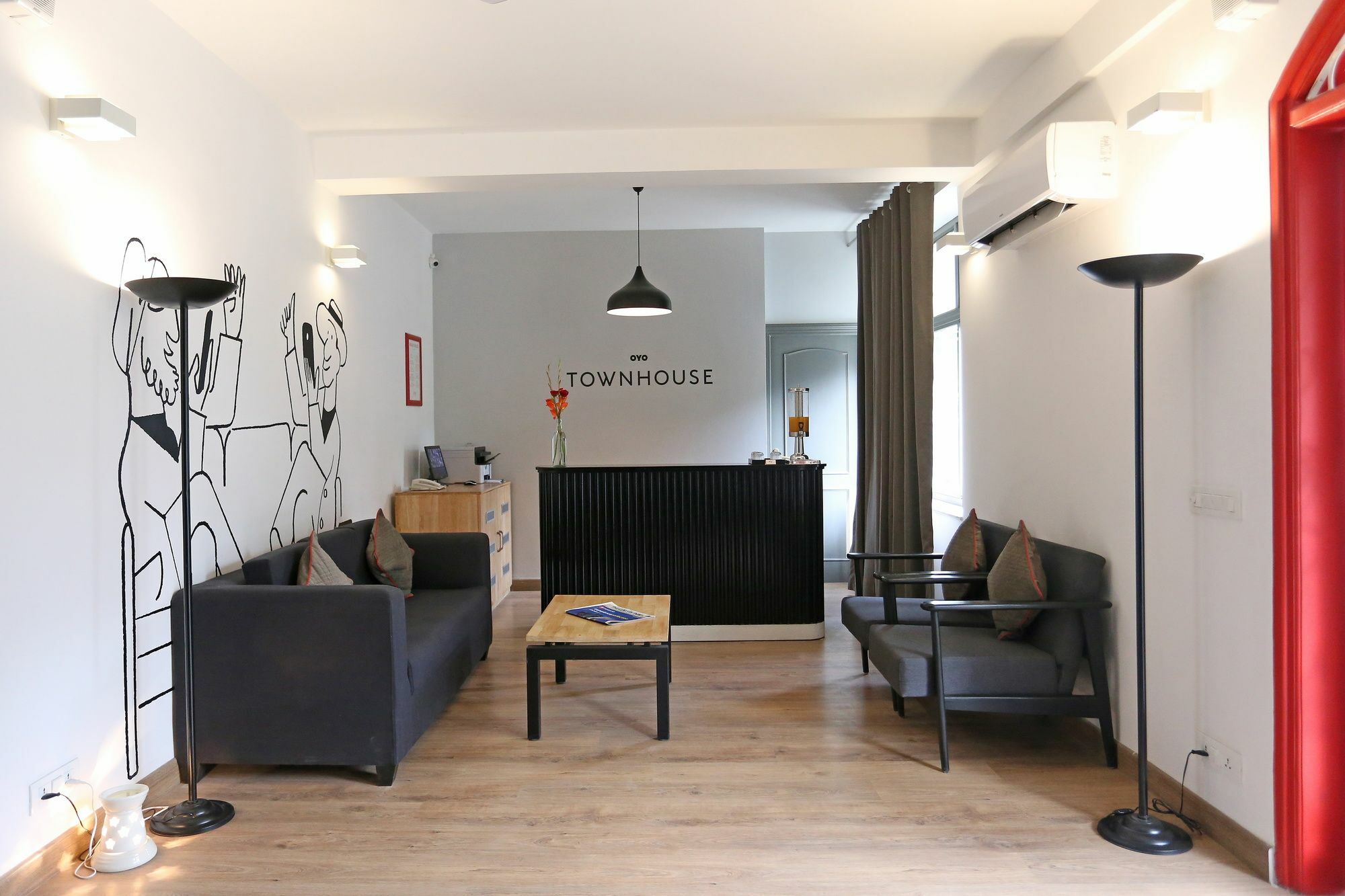 Oyo Townhouse 20 Huda Metro South 1