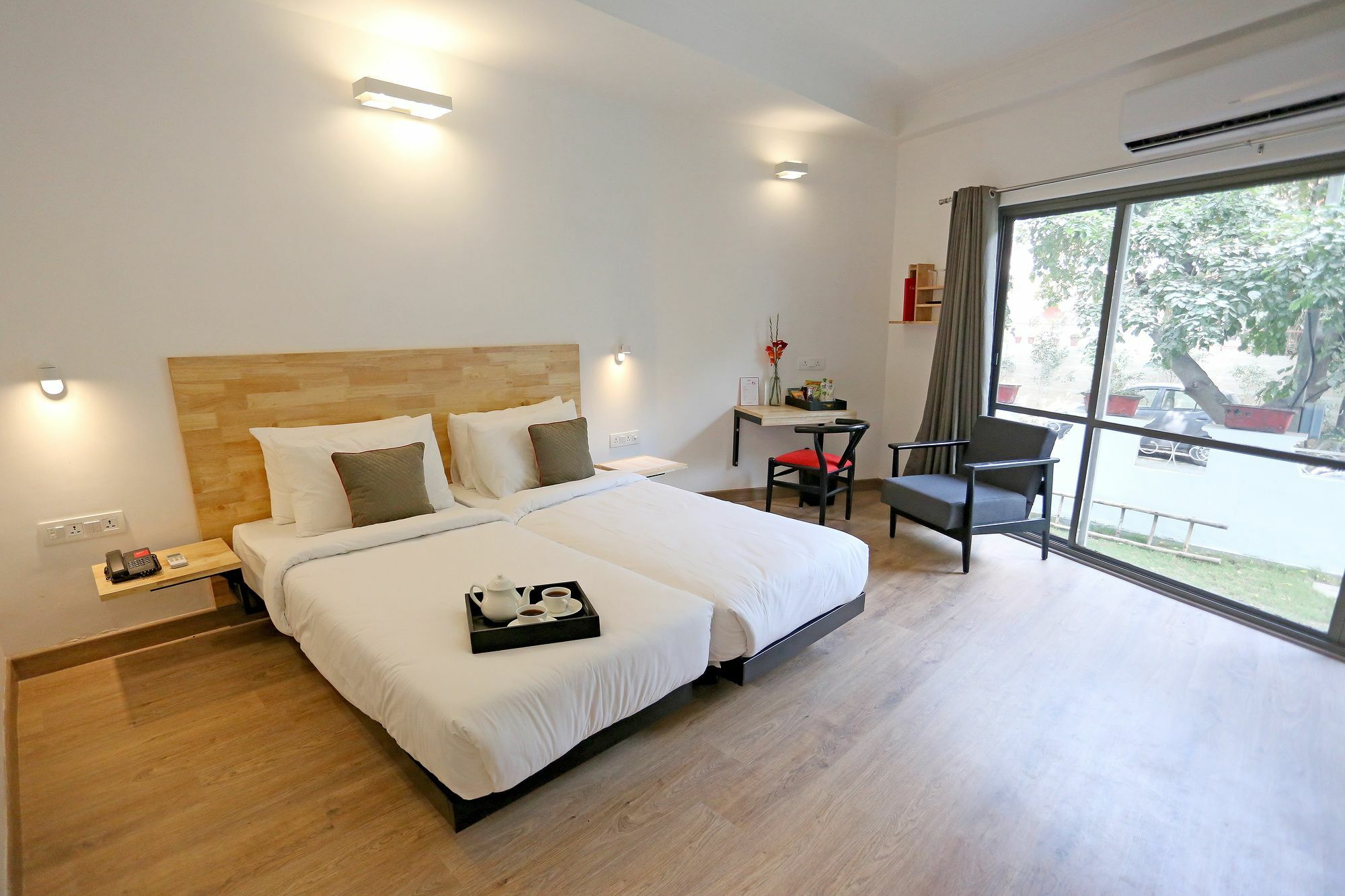 Hotel Oyo Townhouse 20 Huda Metro South 1