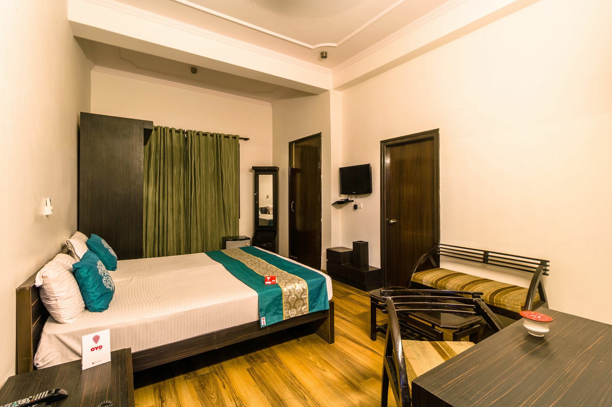 Oyo 3650 View Brothers Hotel 3*