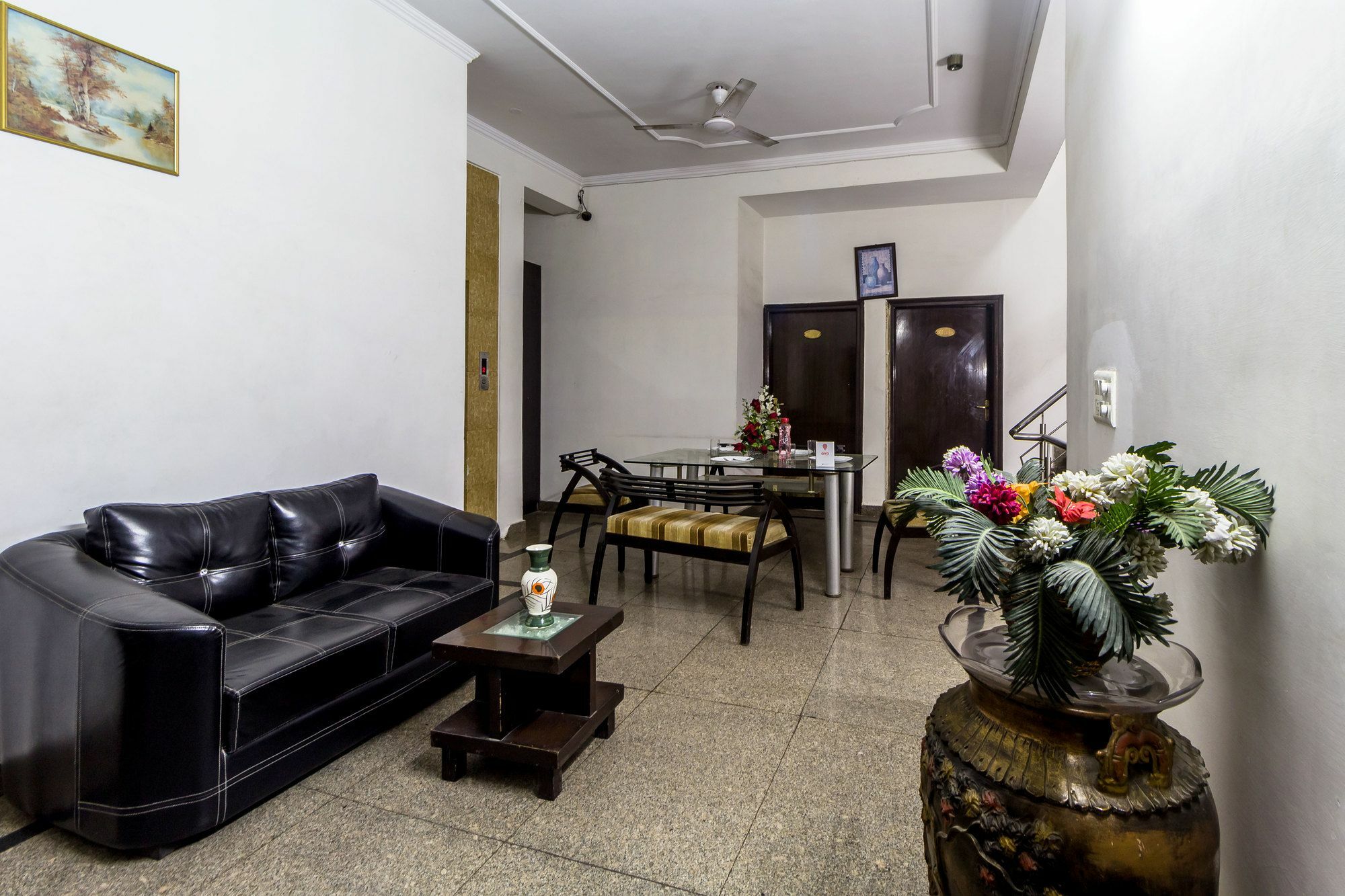 Oyo 3650 View Brothers Hotel