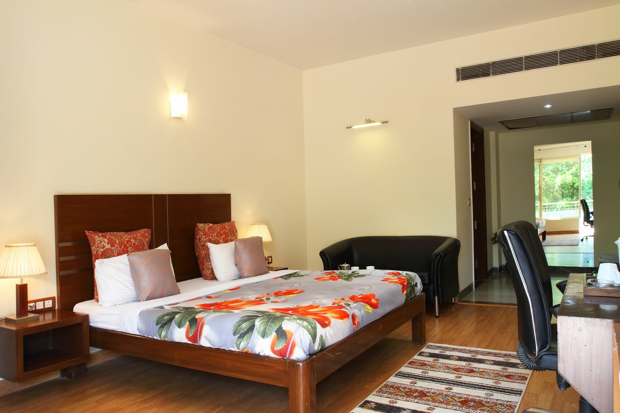 Perch Arbor-golf Course Road 3* Gurgaon