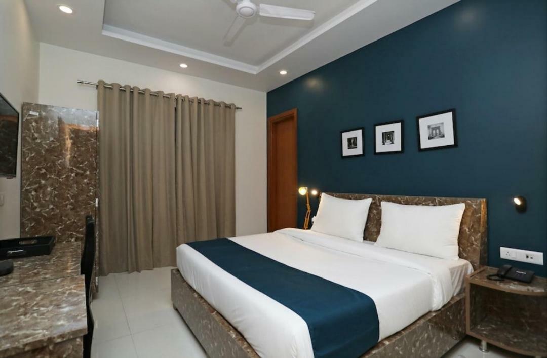 Hotel Galaxy 3*