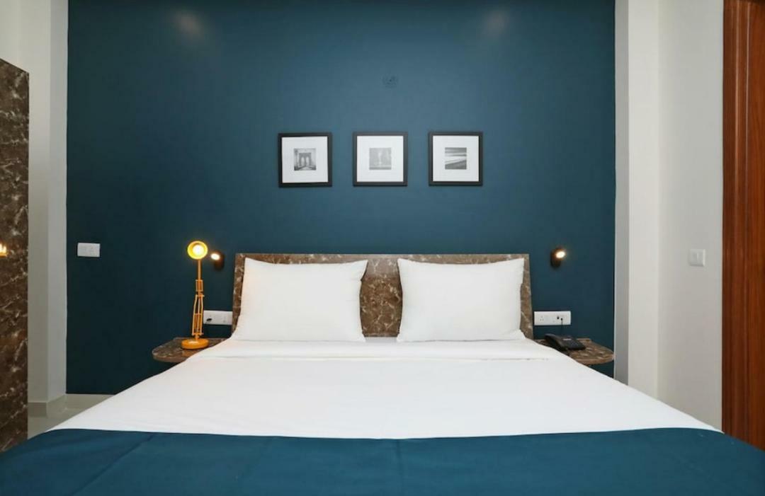 Galaxy 3* Gurgaon