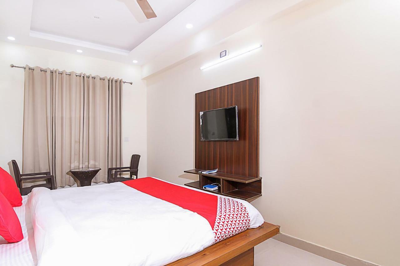 Oyo 16953 The Grace Residency 3* Gurgaon