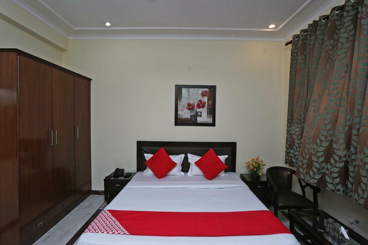Capital O 36121 The Dream Residency Hotel