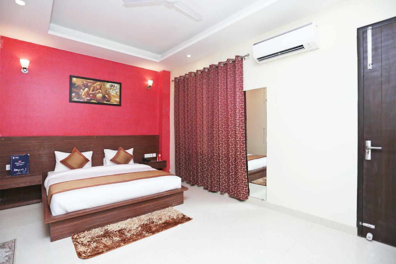 Oyo 16349 For U Hotel Gurgaon