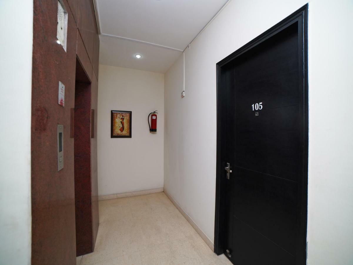 Oyo 45573 Neo Residency Hotel