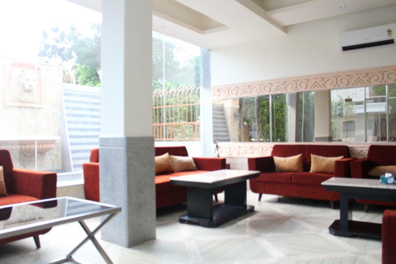 Hotel Royal Iffco Chowk Gurgaon