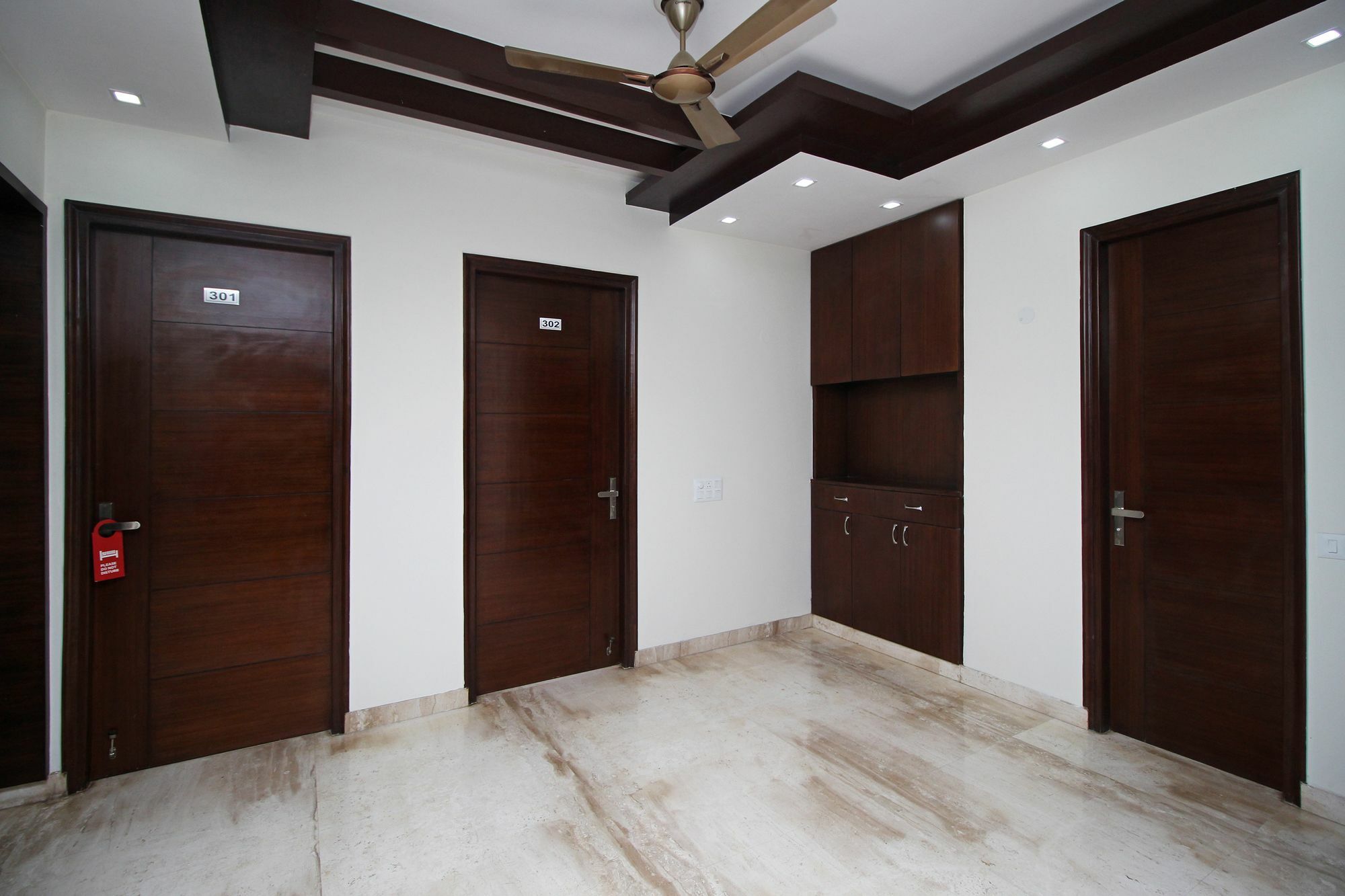 Hotel Fabhotel Mannat Residency Sec 52 Gurgaon