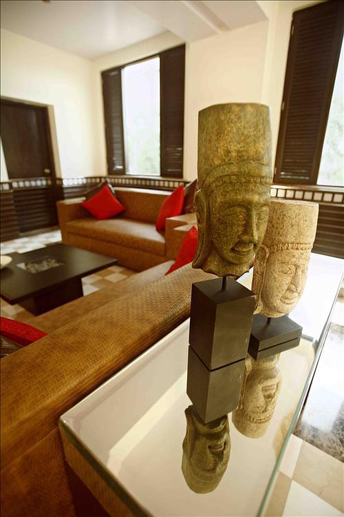 Bizzotel Hotel Gurgaon