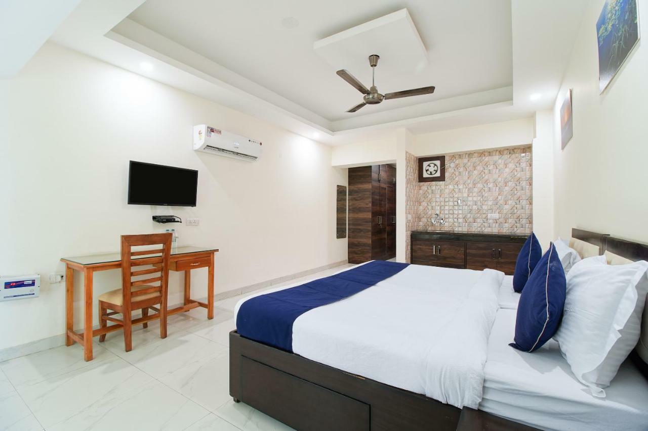 Silverkey Executive 20024 Golf Course Road Hotel 3*