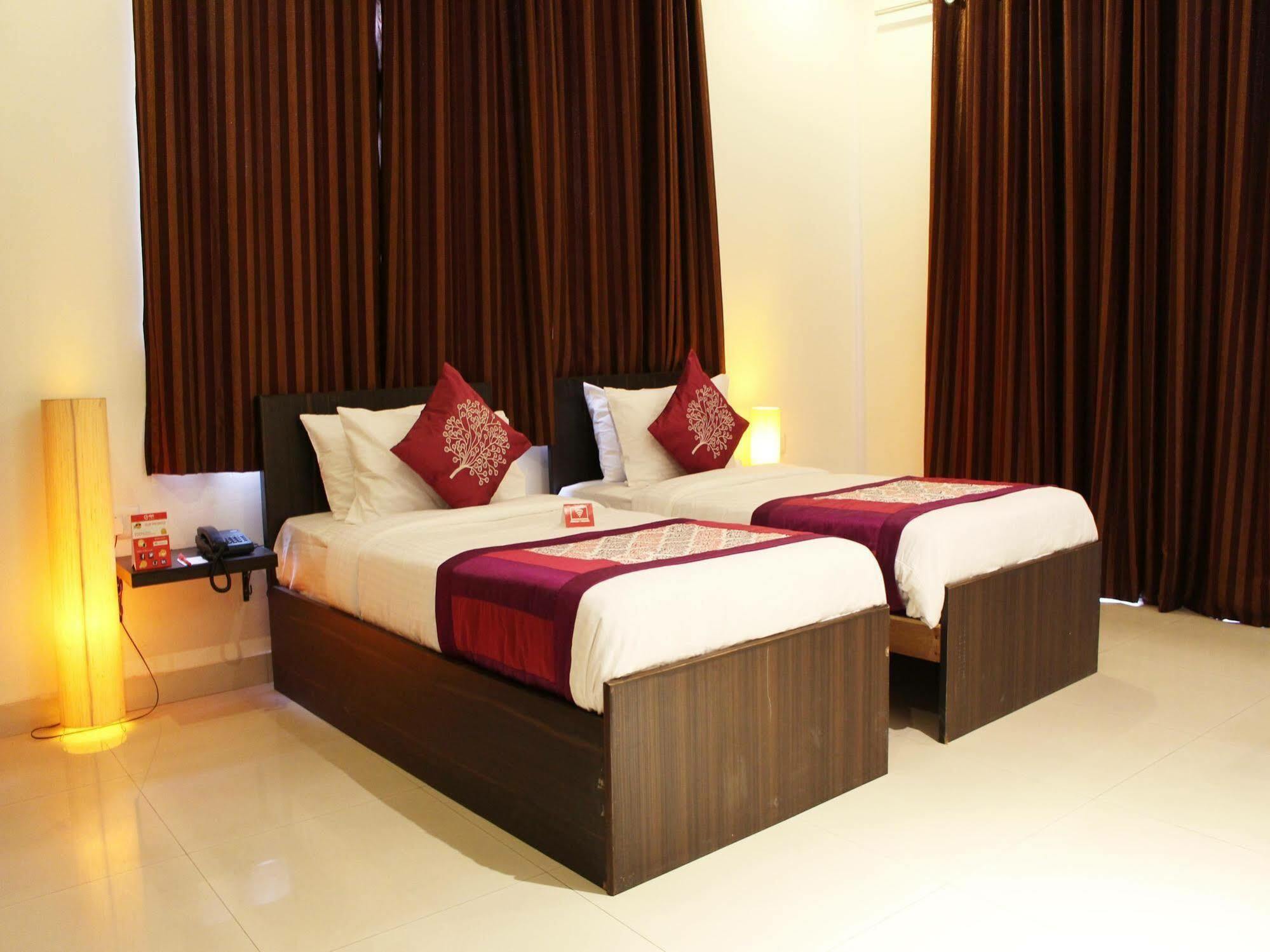 Oyo Flagship 387 Moulsari Avenue Hotel Gurgaon
