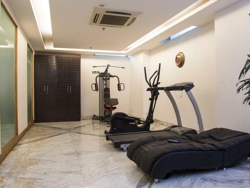 Fabhotel Raj Darbar