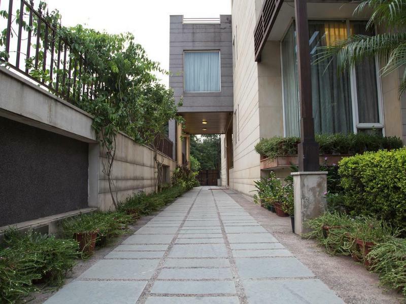Hotel Fabhotel Raj Darbar