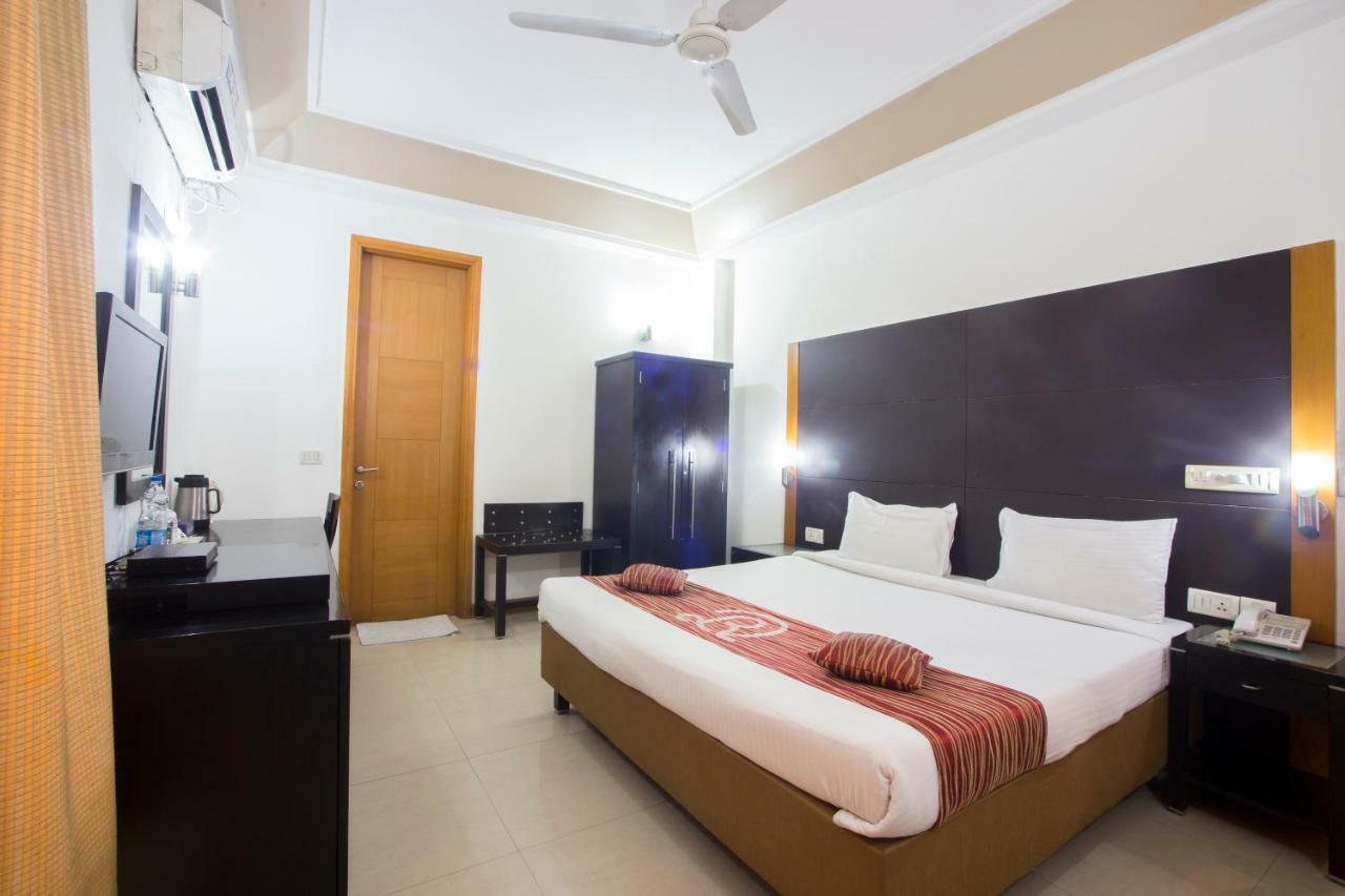 Siddharth Plaza