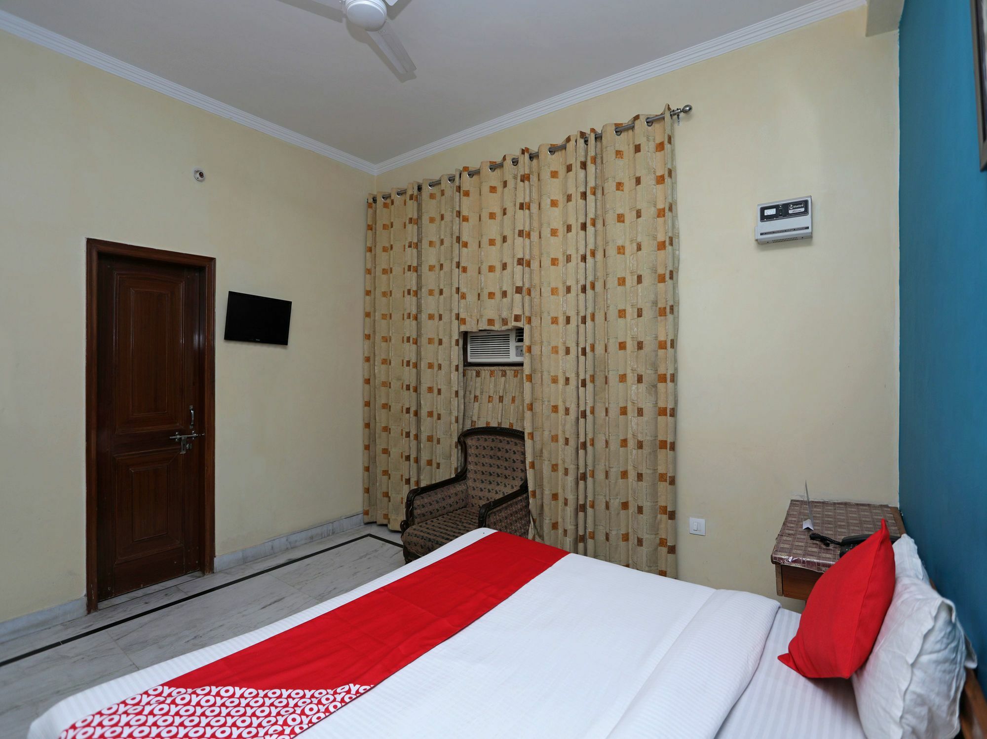 Oyo 12194 Jm Residency Hotel Gurgaon