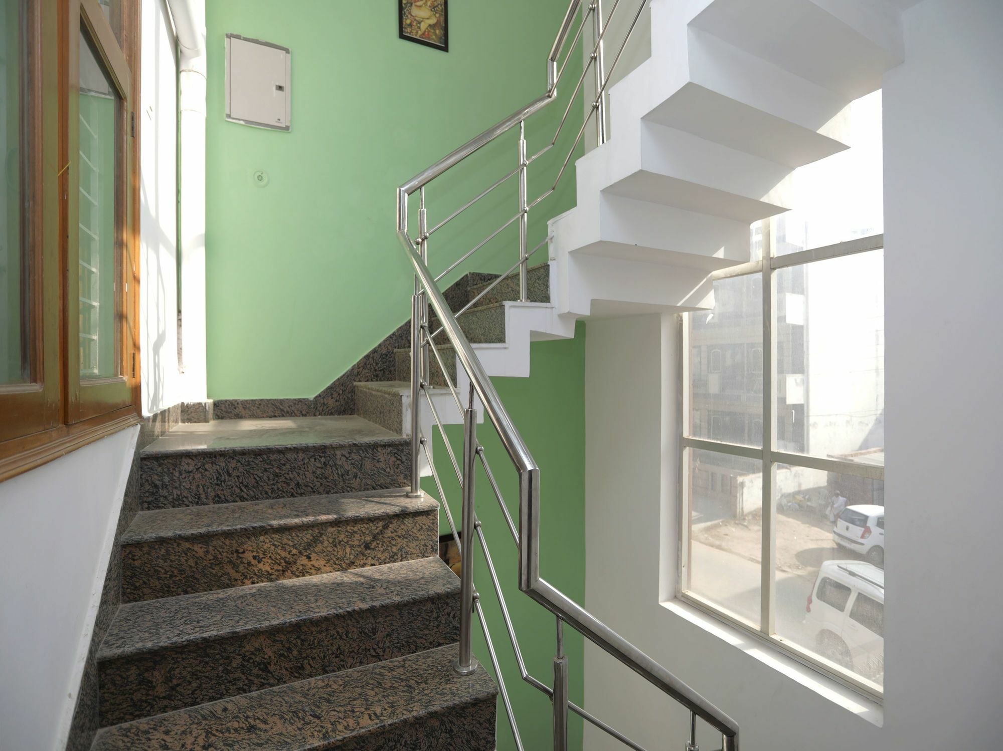 Oyo 12194 Jm Residency Hotel 2*