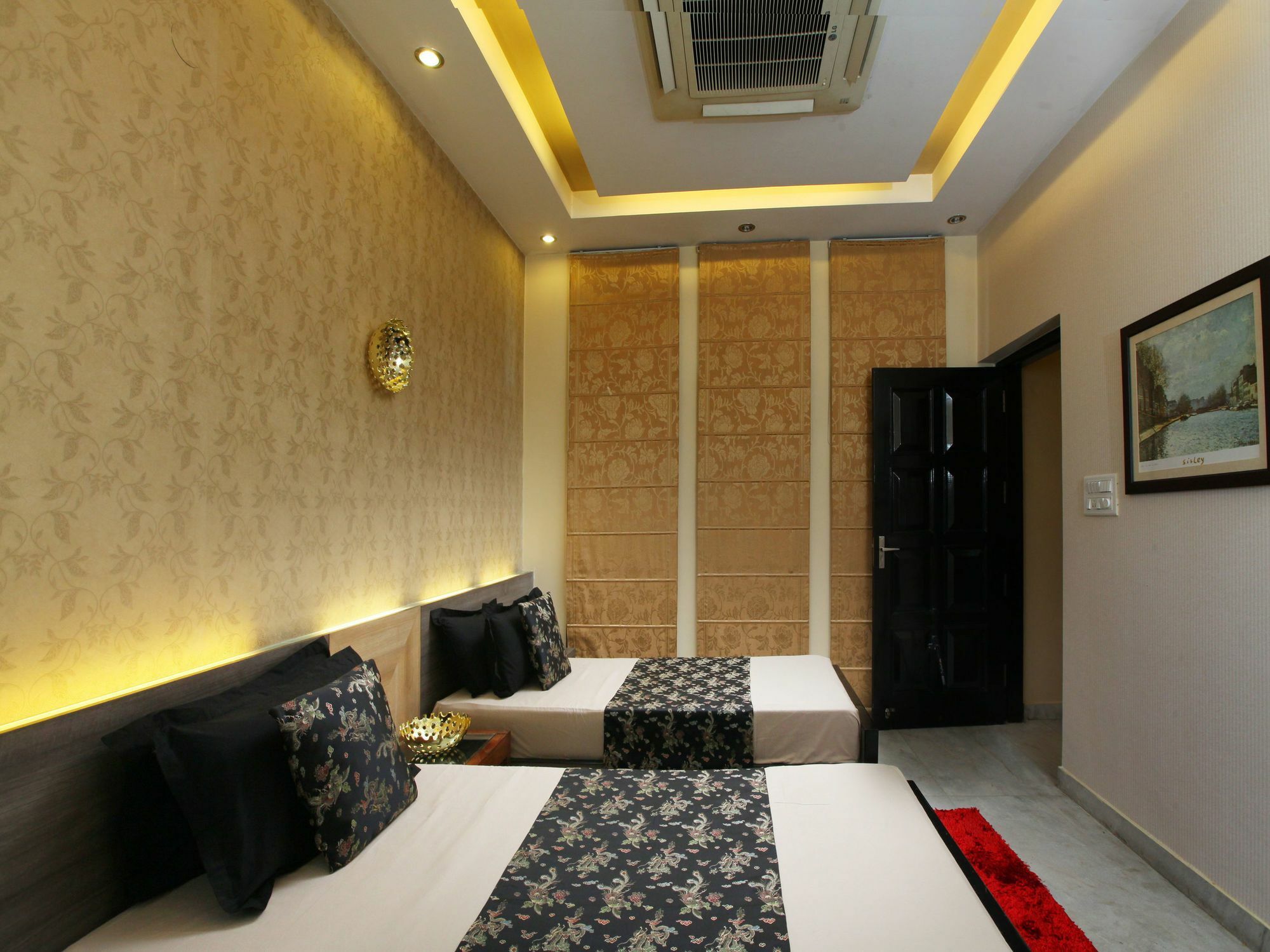 Oyo 2245 Sector 21 Hotel Gurgaon