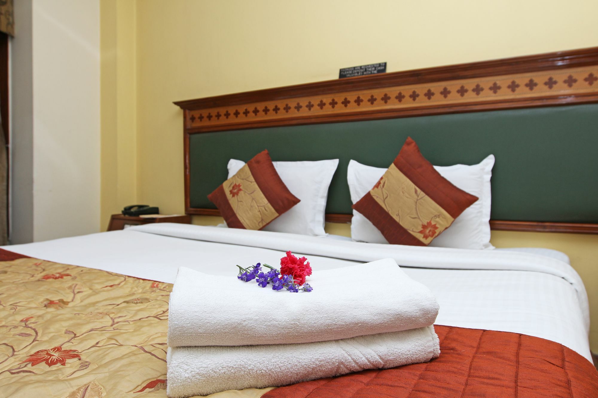 Mint Cyber Hotel 3*