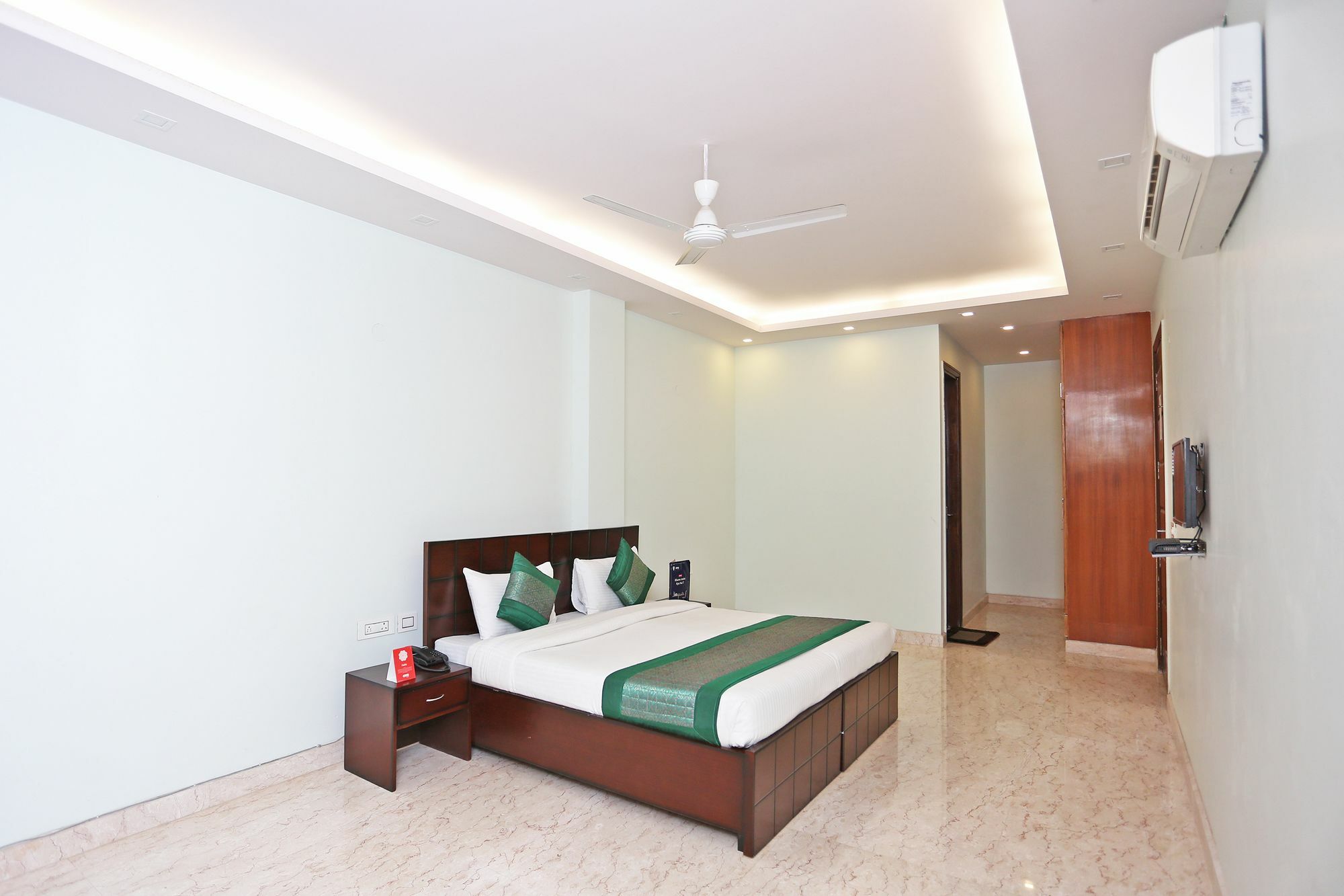Oyo 9664 Sector 48 Gurgaon