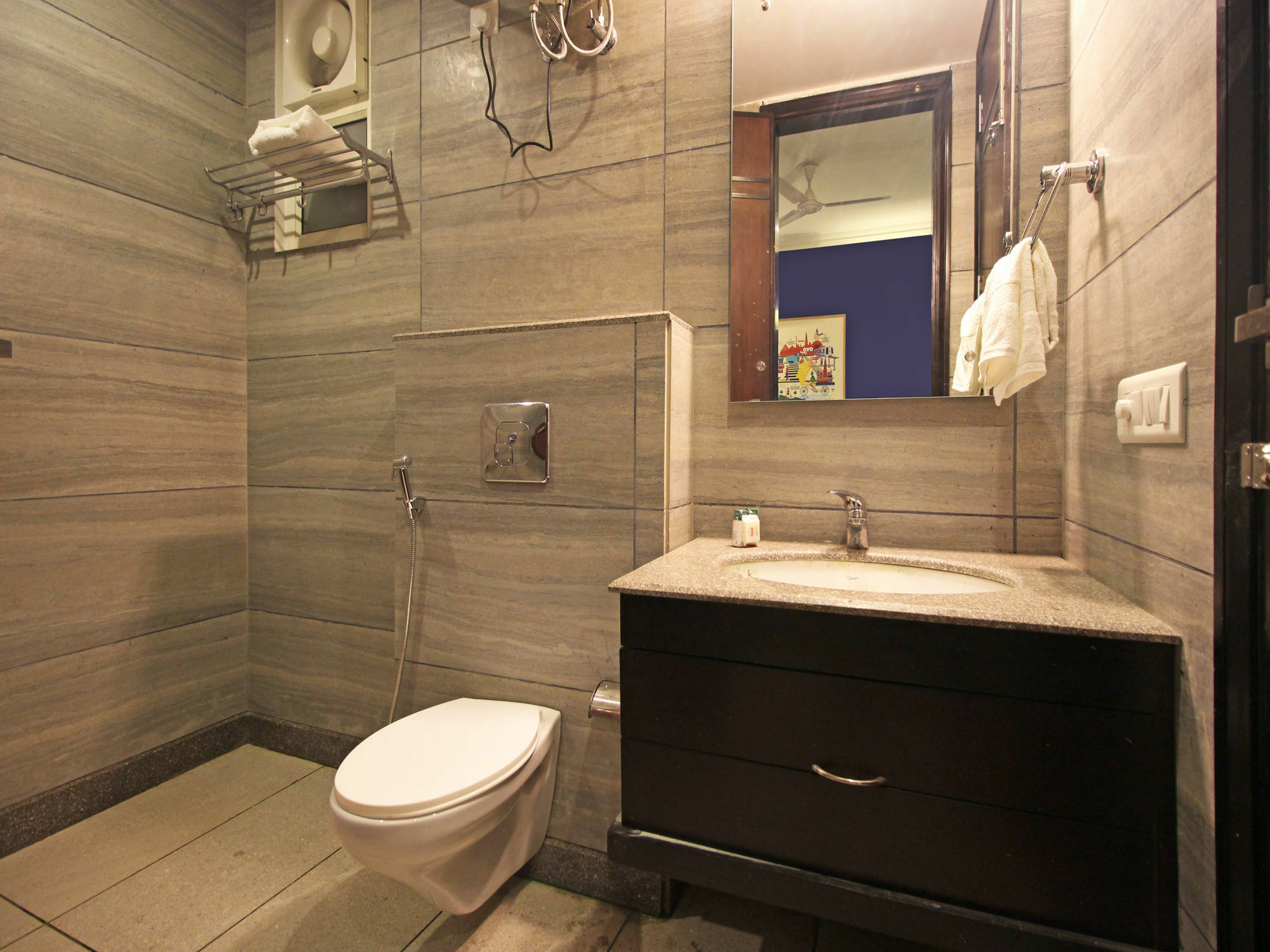 Hotel Oyo Flagship Sohna Road Omaxe Mall