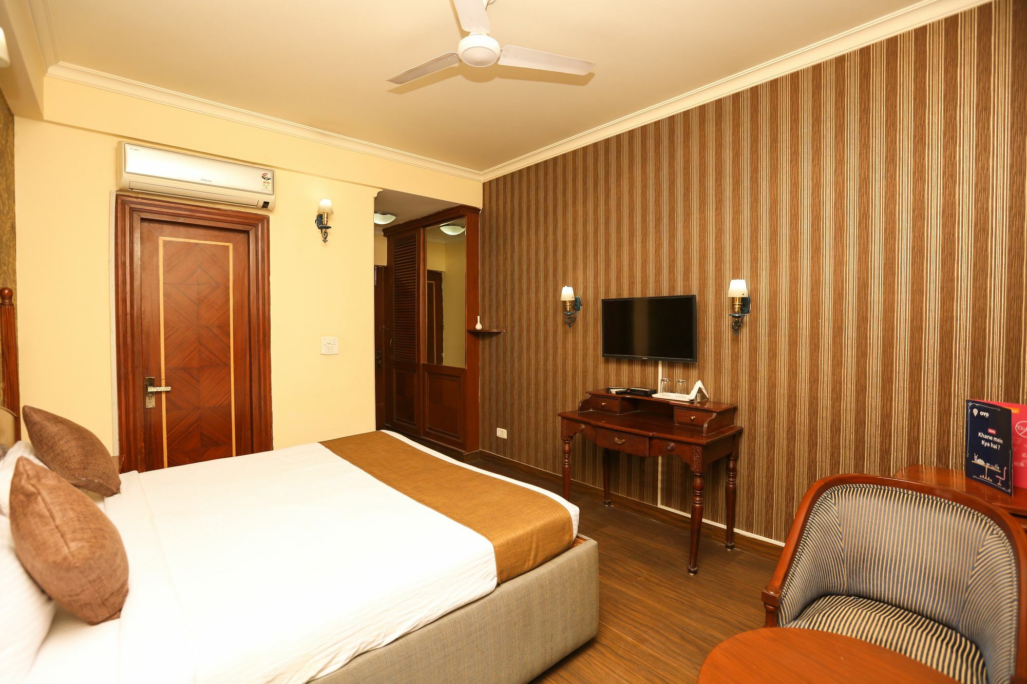 Hotel Oyo 8465 Near Sahara Mall Gurgaon