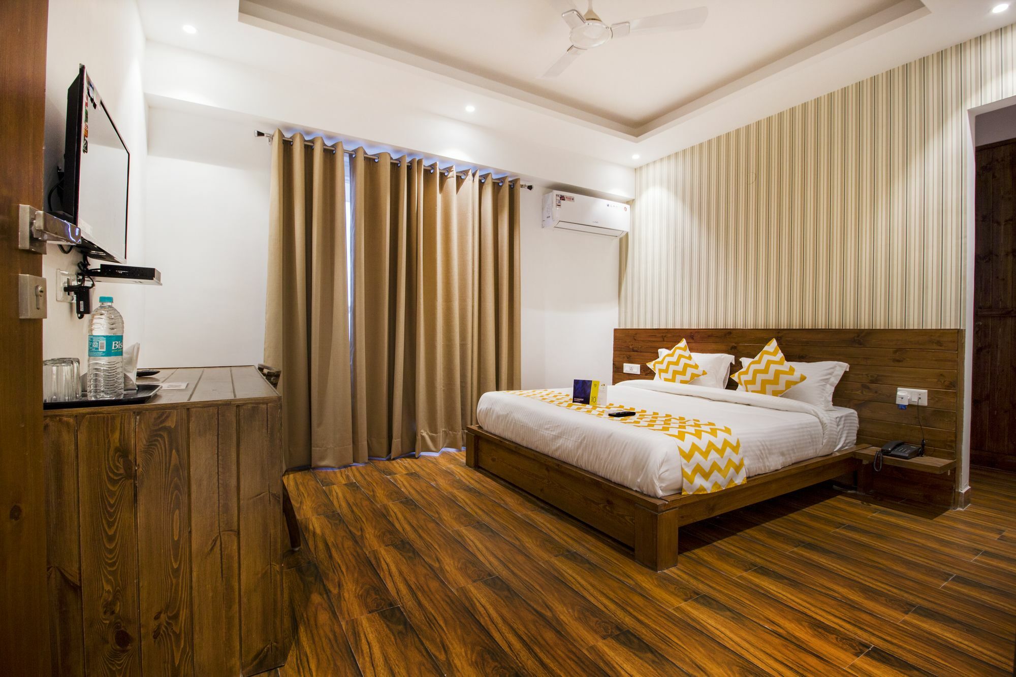 Fabhotel Comfort Dome Sector 45 Gurgaon