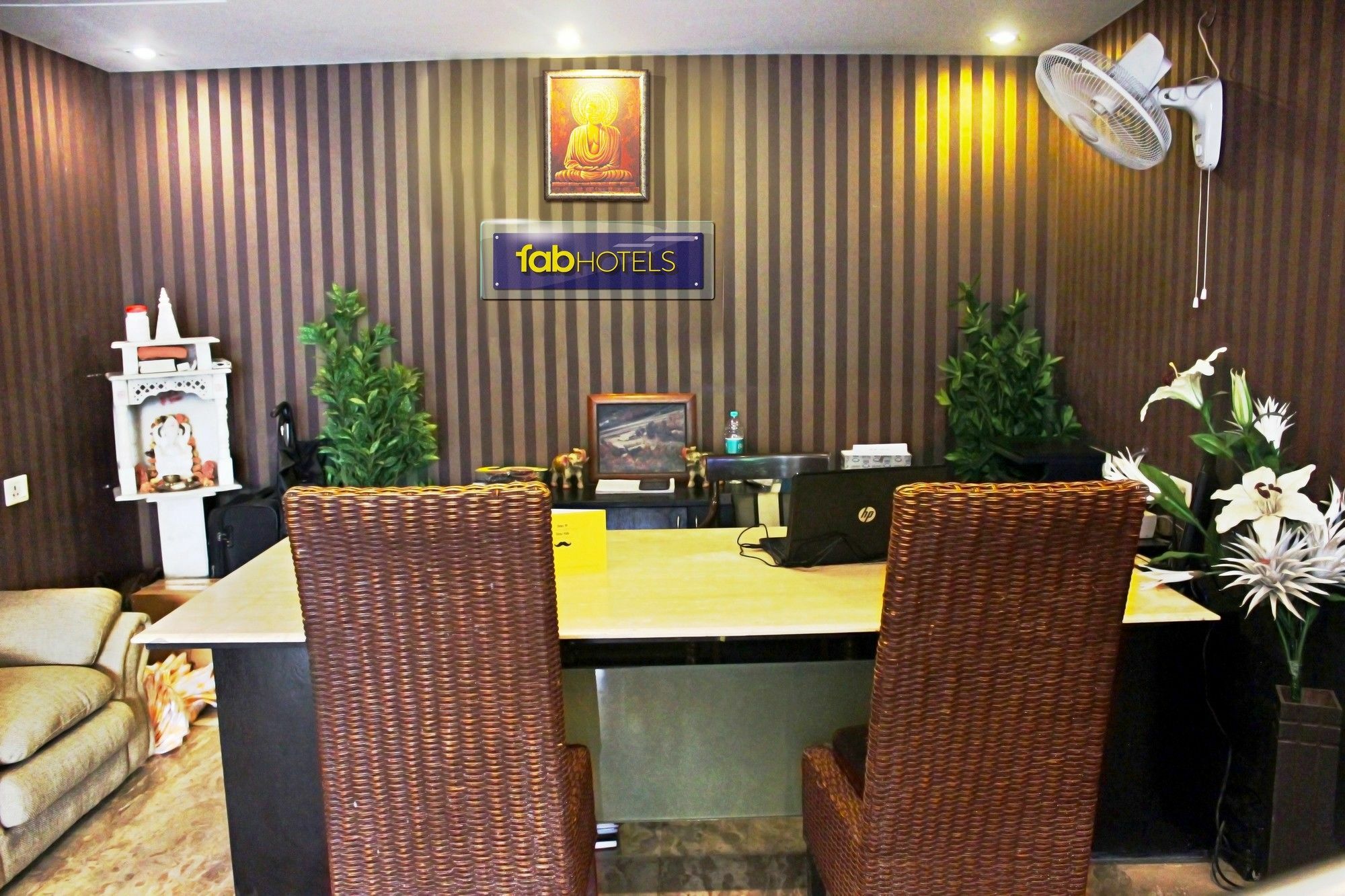 Fabhotel Moulsari Dlf Phase 3