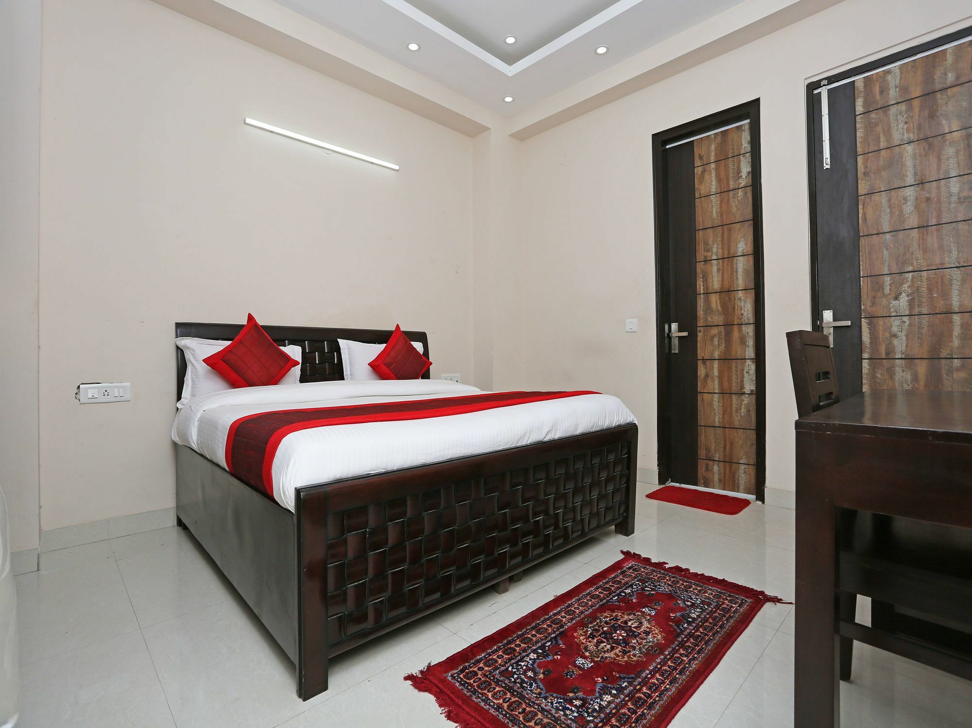 Oyo 9997 Navru Heritage Hotel Gurgaon