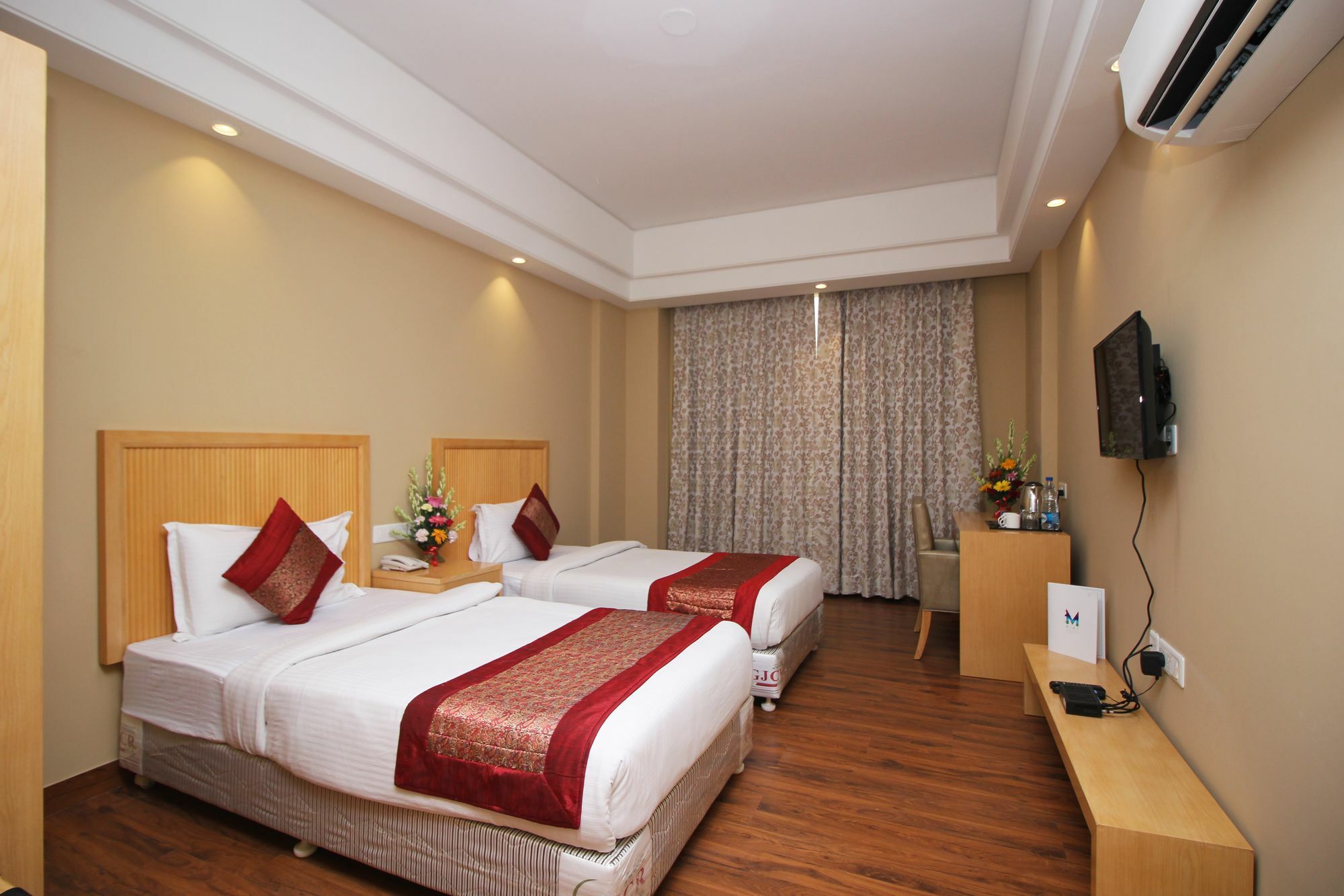 Mint Golf Course Hotel