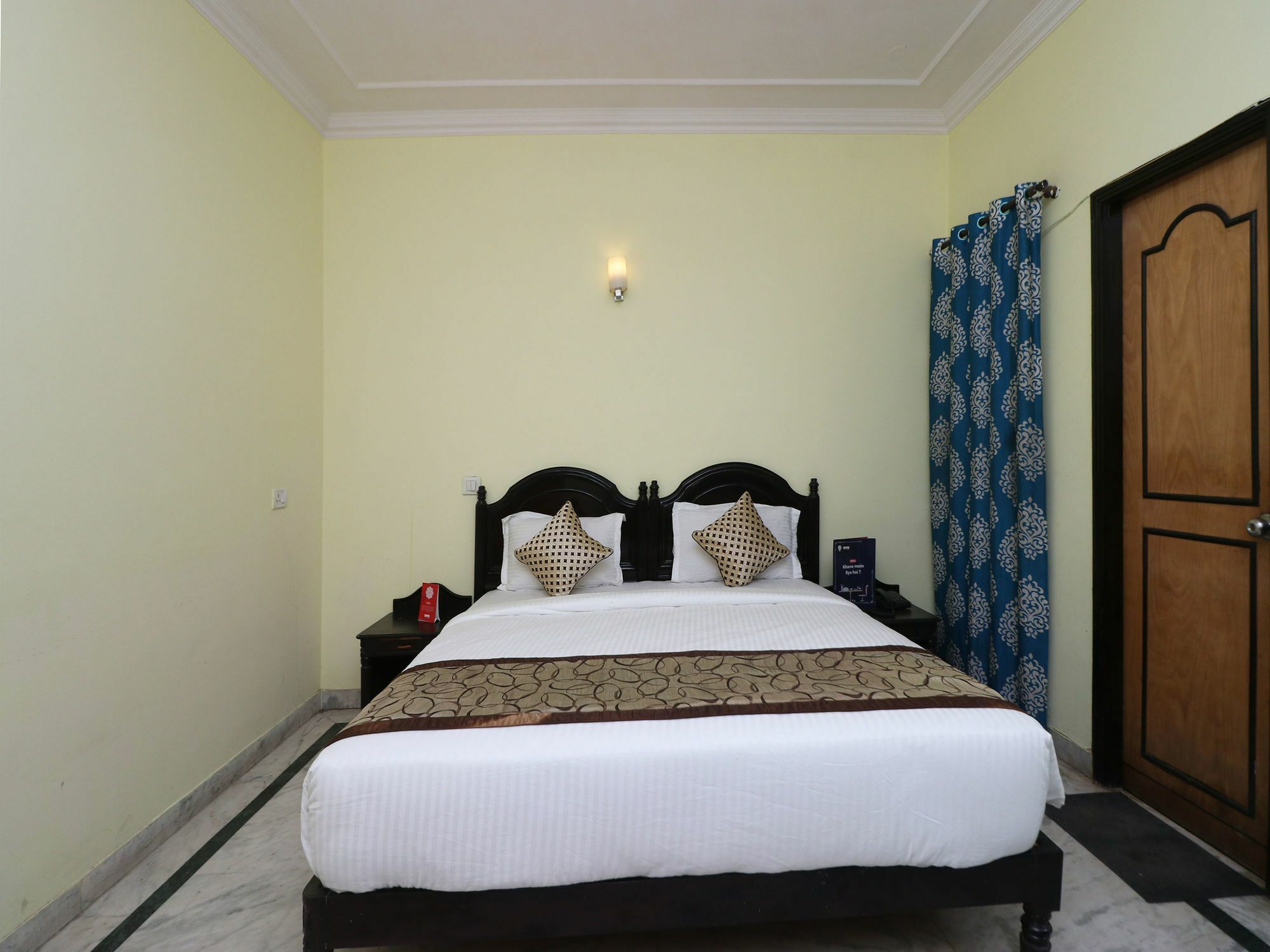 Oyo 12311 Annus Holidays 3* Gurgaon