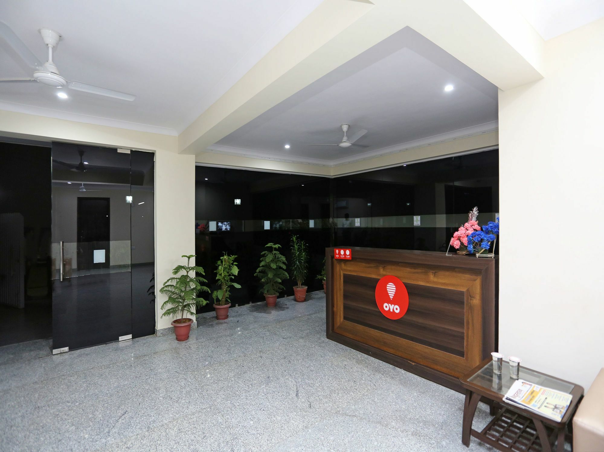 Hotel Oyo 14482 Live