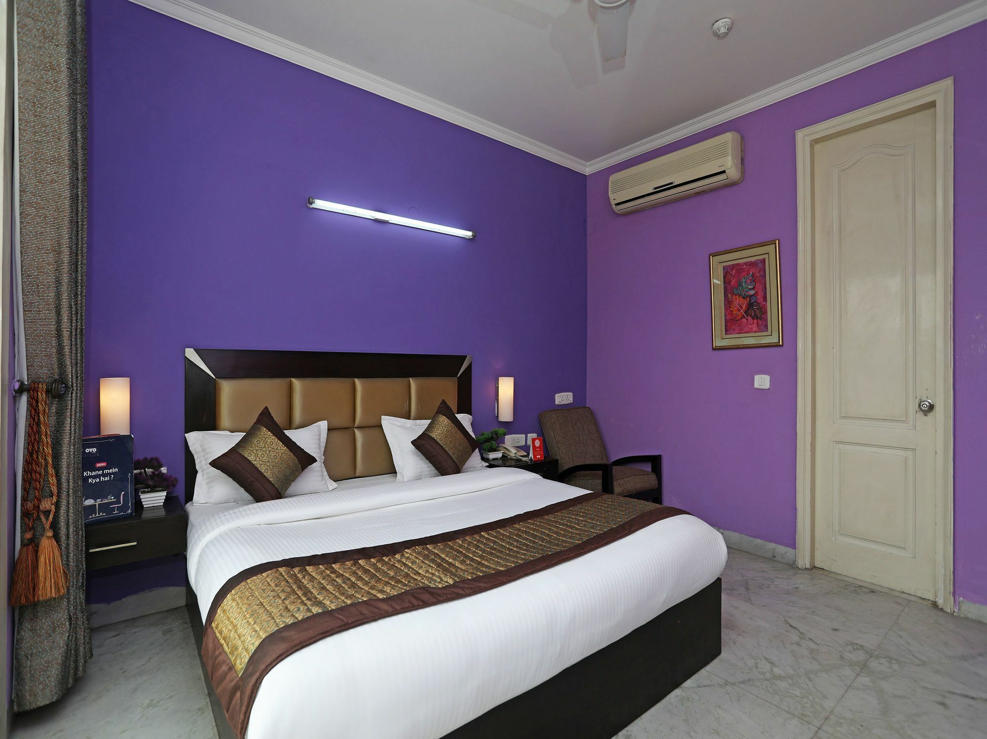 Oyo 9947 Ashiana Hotel 3*